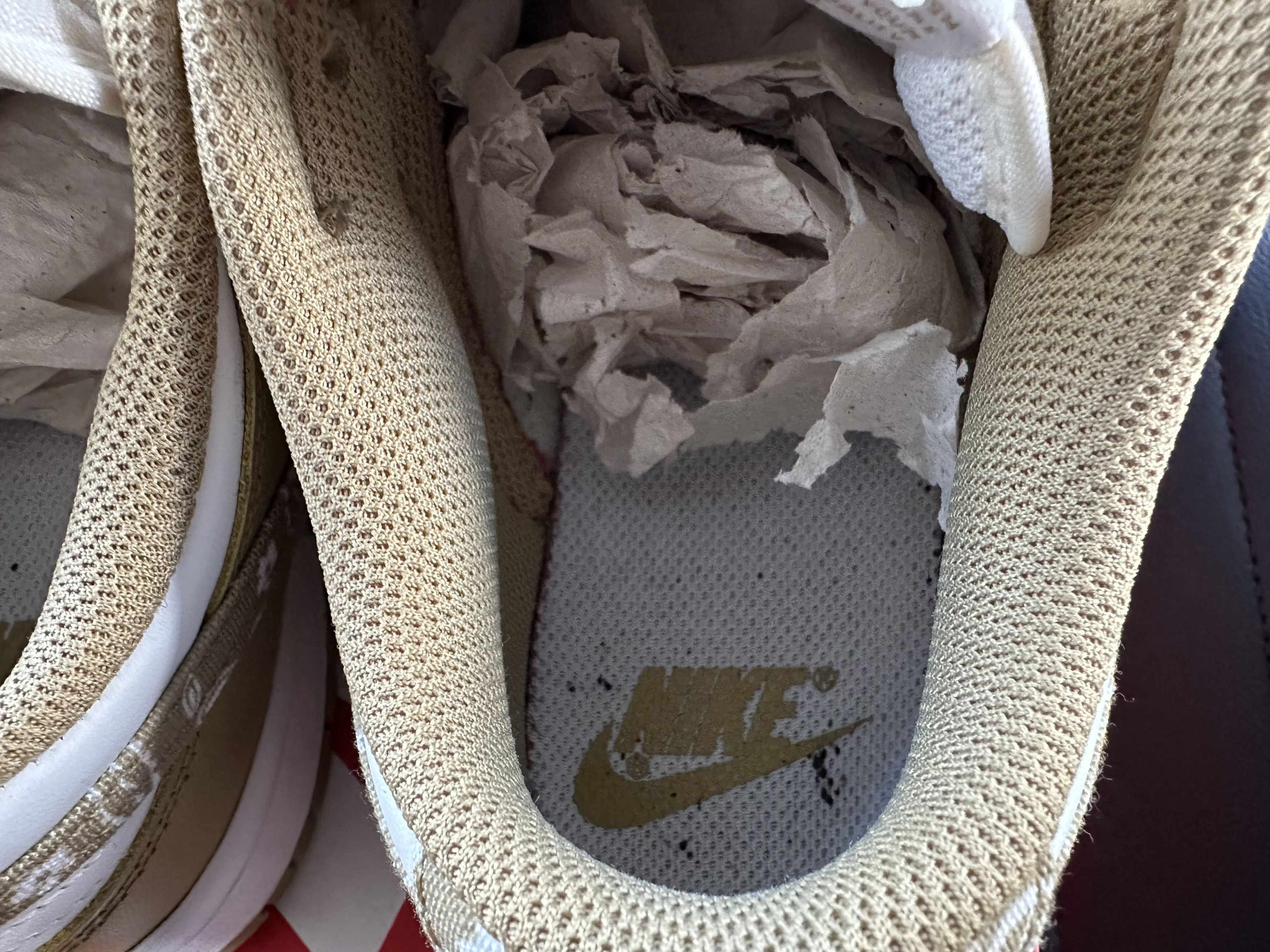 Nike PREOWNED WMNS NIKE DUNK LOW ESS "PAISLEY PACK BARLEY" Size US 7.5 / IT 37.5 - 14 Thumbnail