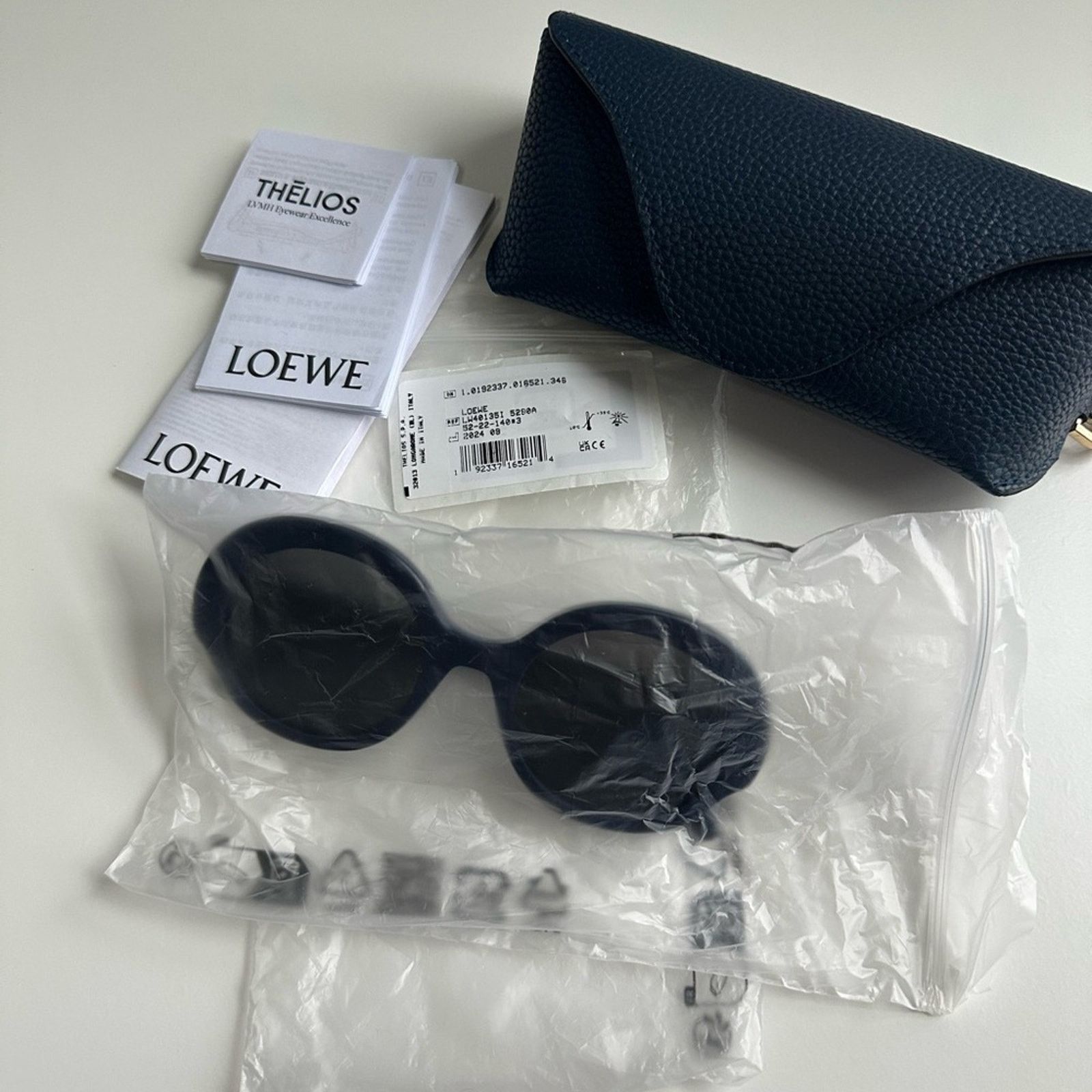 Loewe BRAND NEW LOEWE SUNGLASSES LW40135I 5290A Shiny Blue Women Size ONE SIZE - 11 Thumbnail
