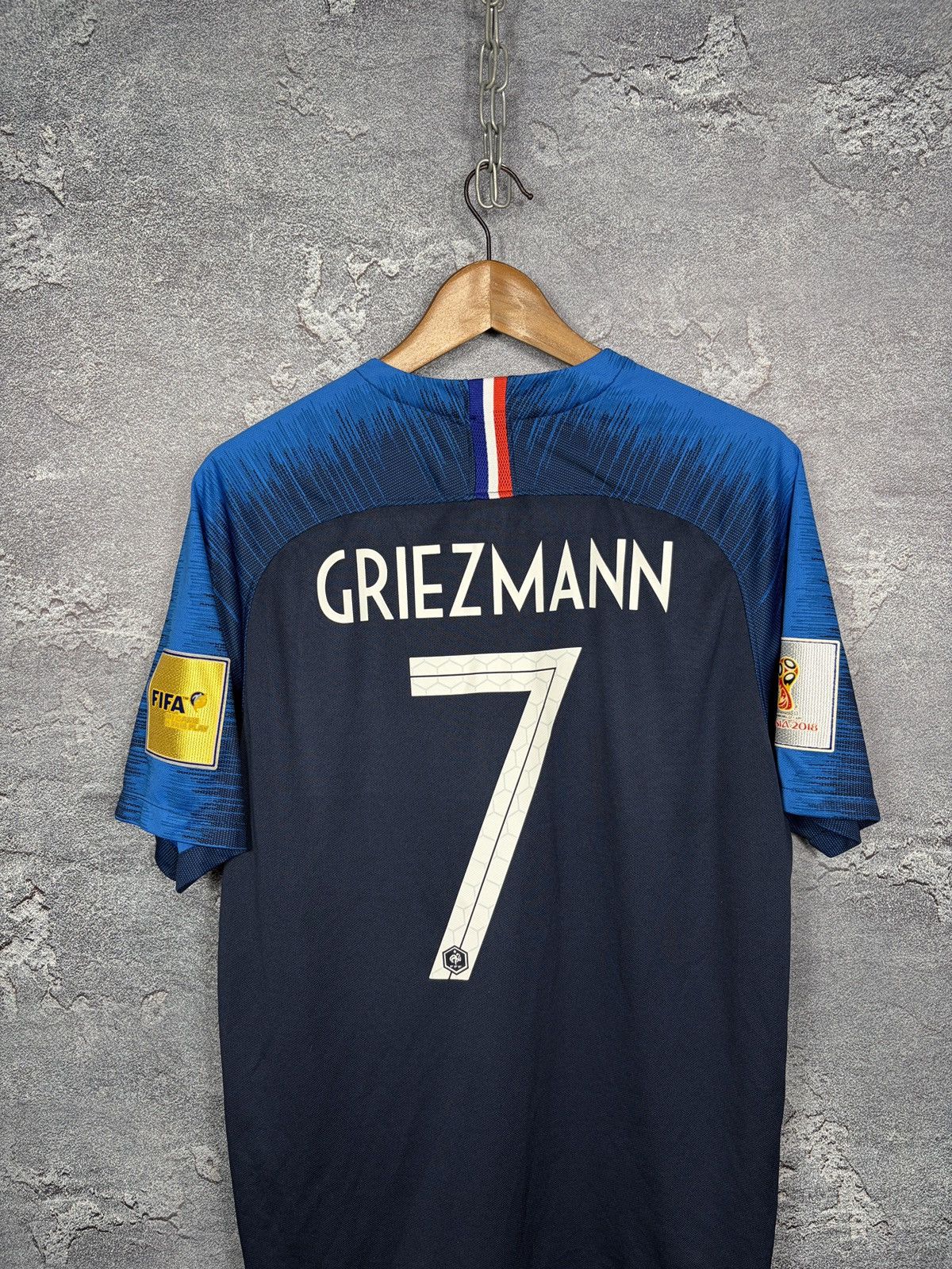 Nike Nike France 2018 World Cup # Griezman Jersey T-shirt Size US L / EU 52-54 / 3 - 11 Thumbnail
