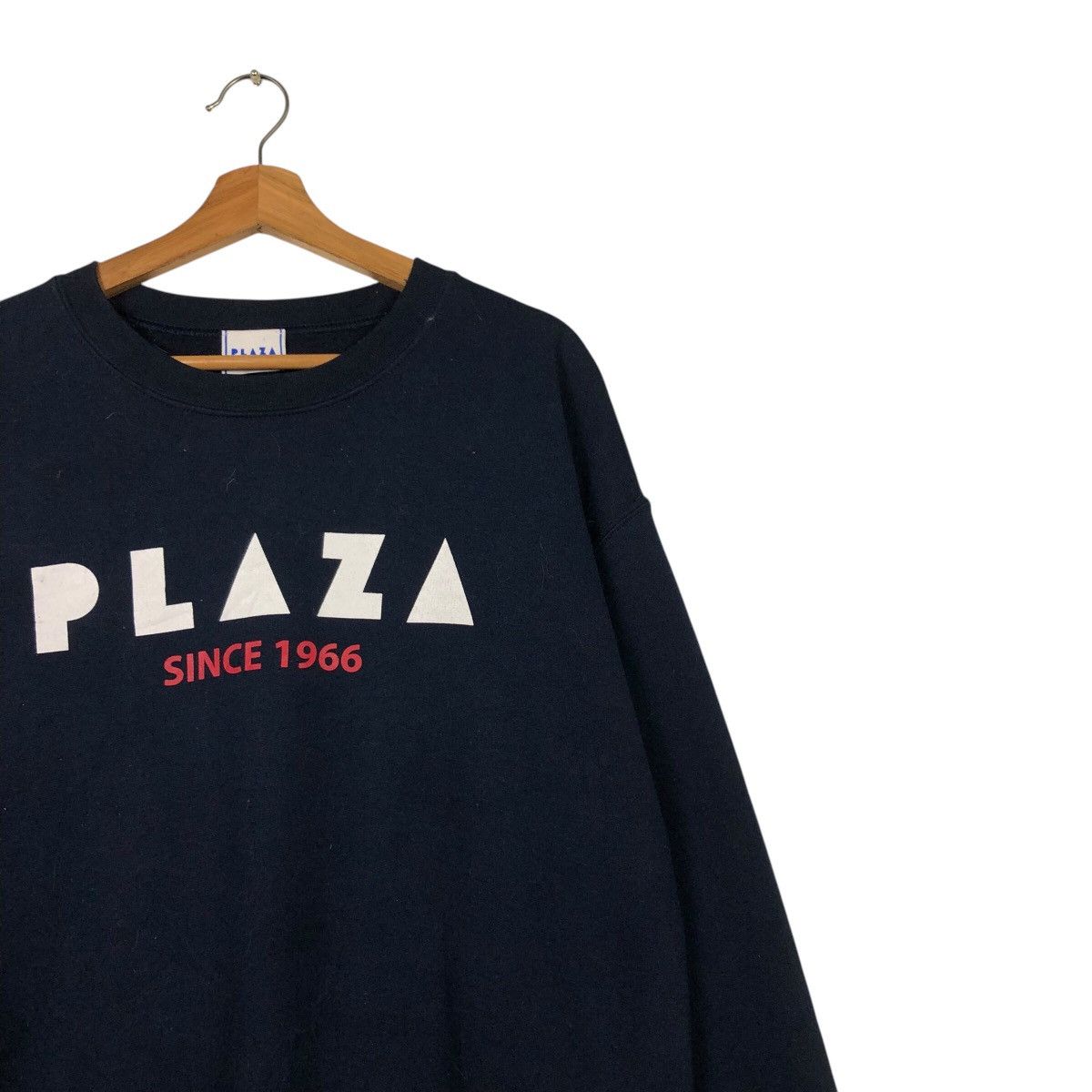 Japanese Brand PLAZA “Since 1966” Minimal Logo Crewneck — Navy Vintage Fit Size US L / EU 52-54 / 3 - 6 Thumbnail