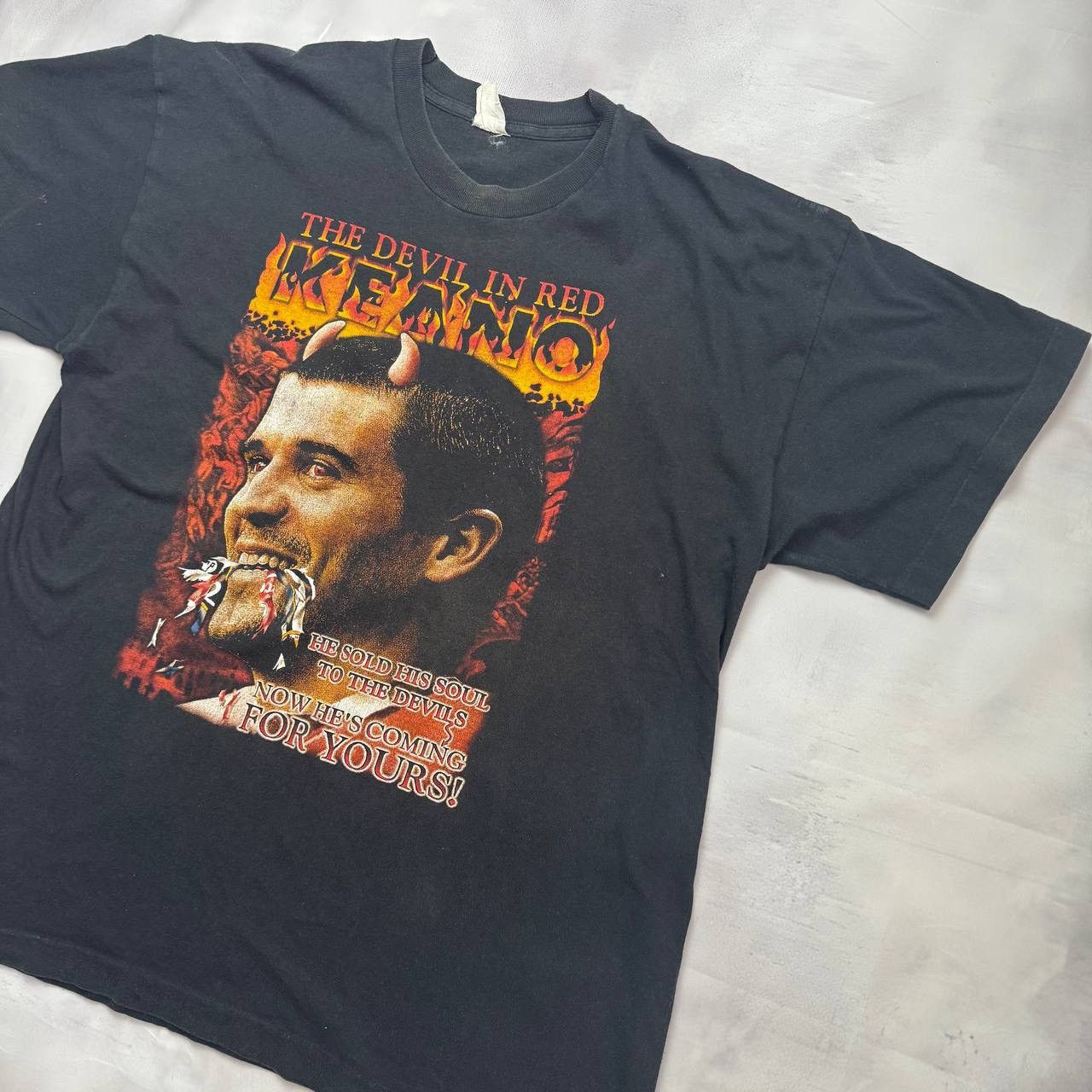 Other 1990’s The Devil in Red Keano T-Shirt Size US XXL / EU 58 / 5 - 2 Thumbnail