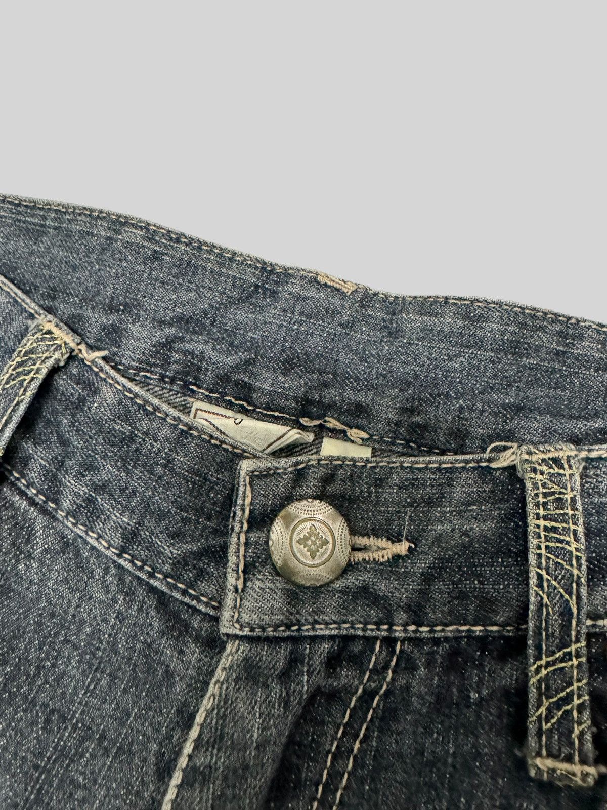 Japanese Brand Gumu Floral Double Pocket Jeans Distressed Jeans Size US 31 - 7 Thumbnail