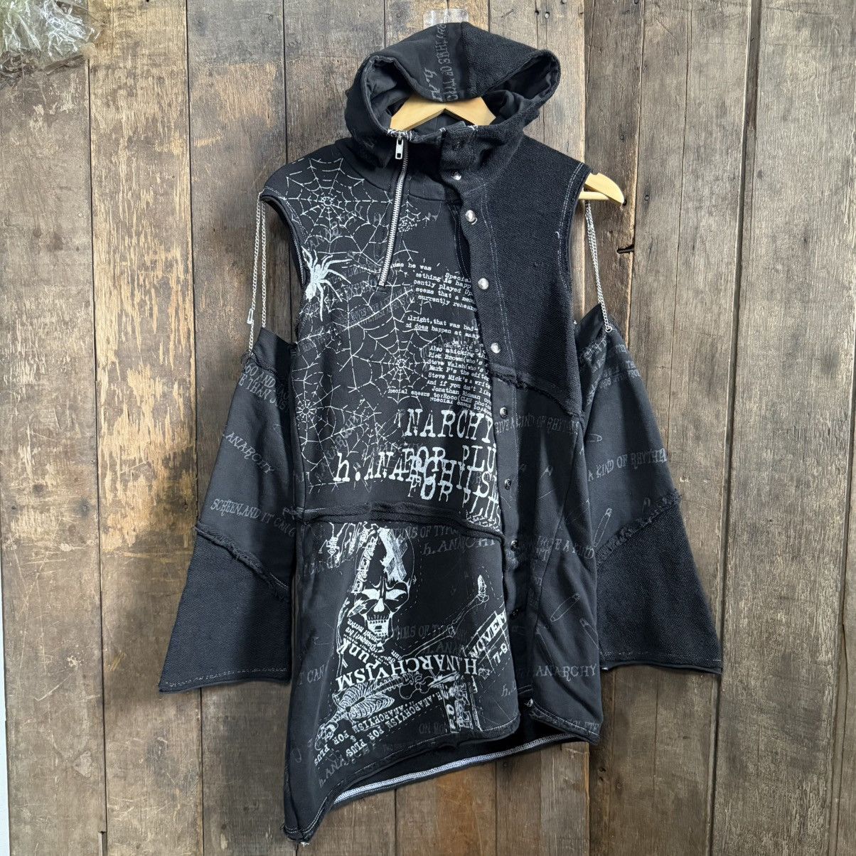 Le Grande Bleu (L.G.B.) Forever Anarchy Punk Sweatshirt Size US S / EU 44-46 / 1 - 1 Thumbnail