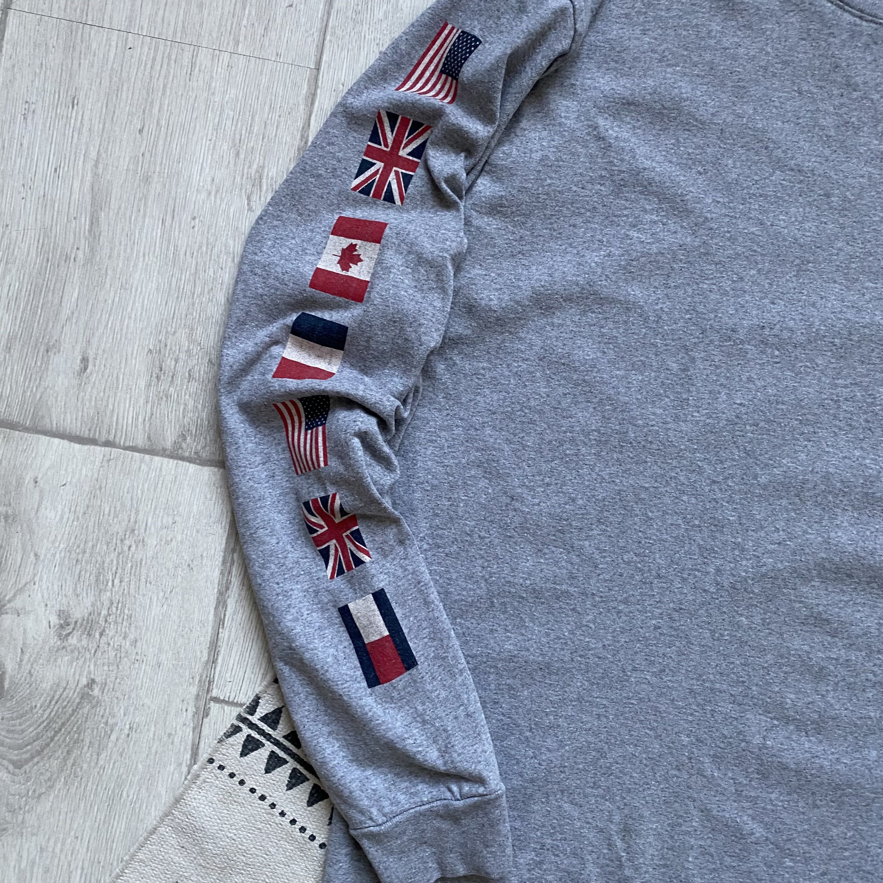 Tommy Hilfiger 🇺🇸 Vintage Tommy Hilfiger USA Flag Logo Longsleeve Size US L / EU 52-54 / 3 - 6 Thumbnail