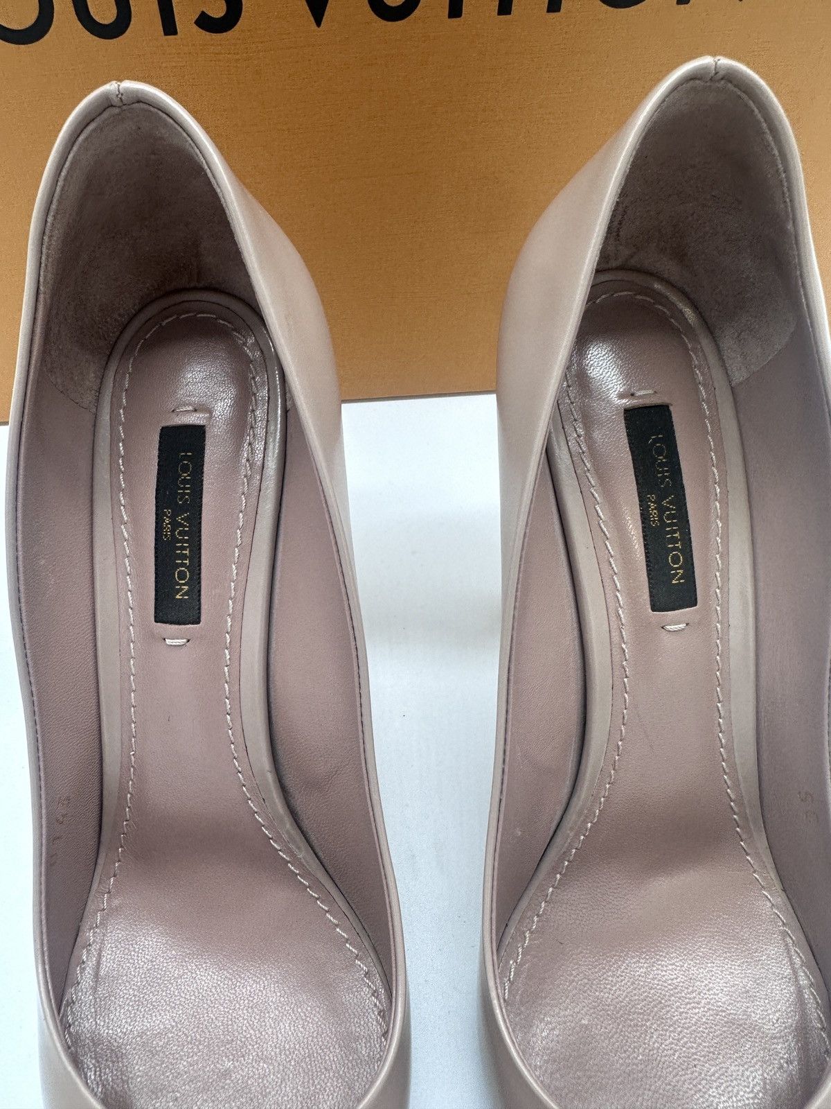 Louis Vuitton Louis Vuitton Patent Leather Heels 38 LV 8 USA w dustbag Size US 8 / IT 38 - 6 Thumbnail