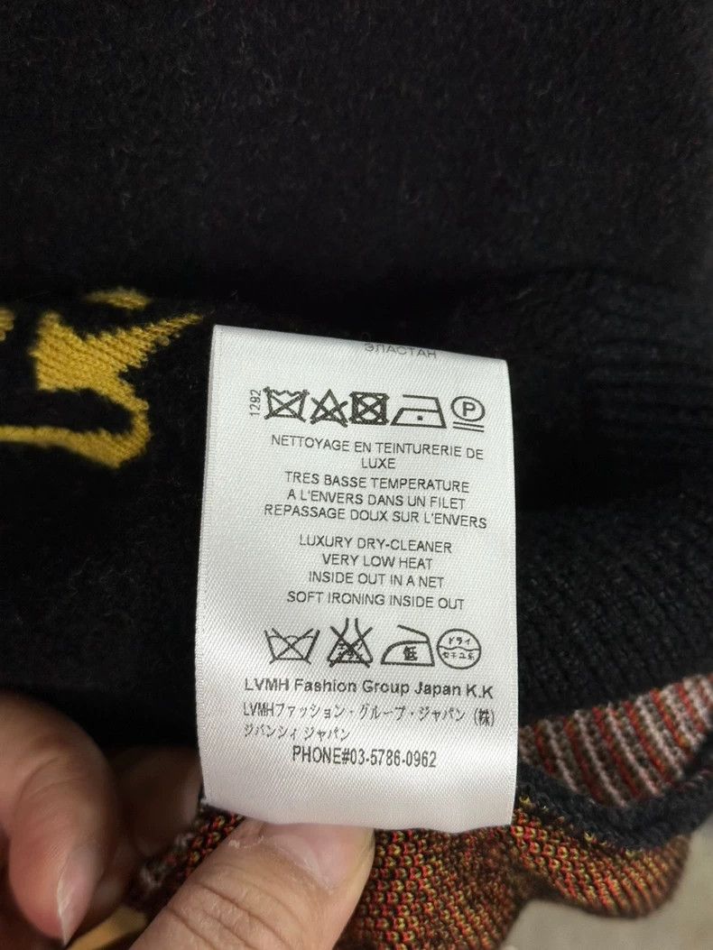 Givenchy Givenchy Zodiac Series Letter Logo Printed Knit Sweater Lo Size US XS / EU 42 / 0 - 7 Thumbnail