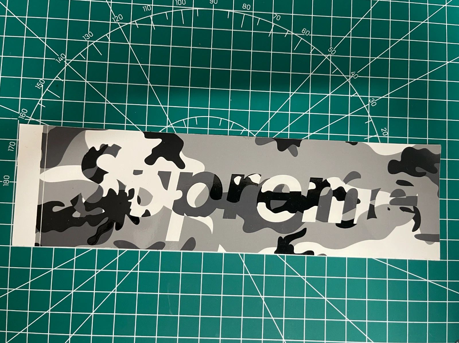 Supreme Supreme 2020 Camo Grey Sticker Size ONE SIZE - 1 Preview