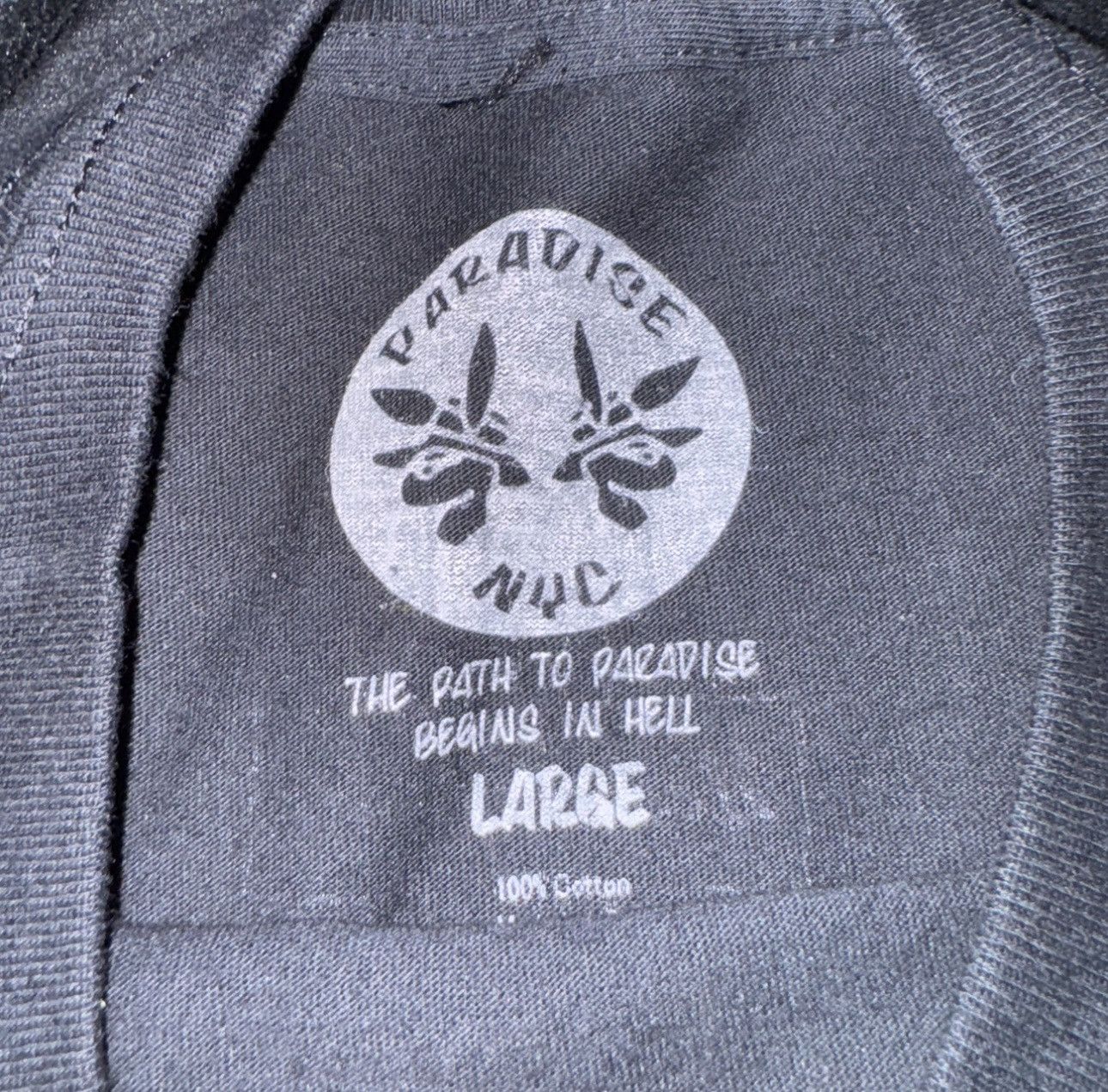 Paradise Paradise NY jurassic Christ tee Size US L / EU 52-54 / 3 - 3 Thumbnail