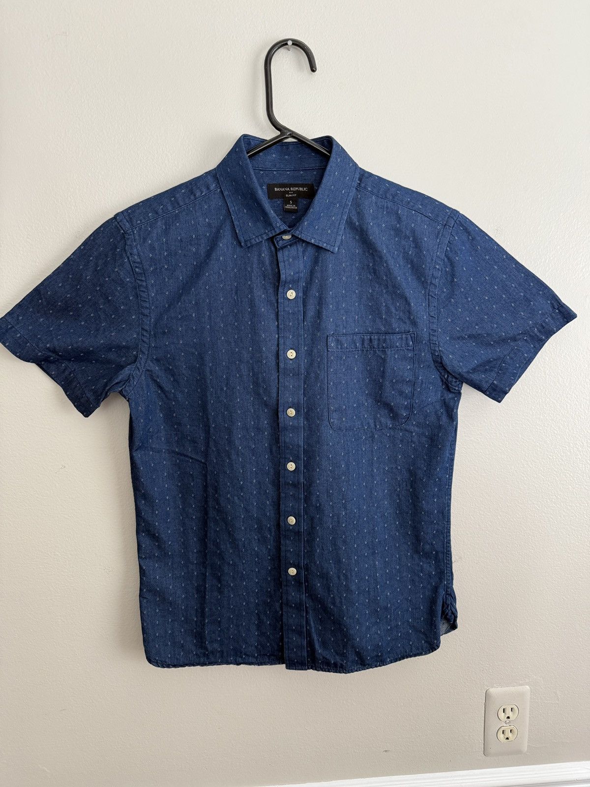 Banana Republic Banana Republic Polka Dot Button Up Casual Button-Down Shirt Size US S / EU 44-46 / 1 - 1 Thumbnail