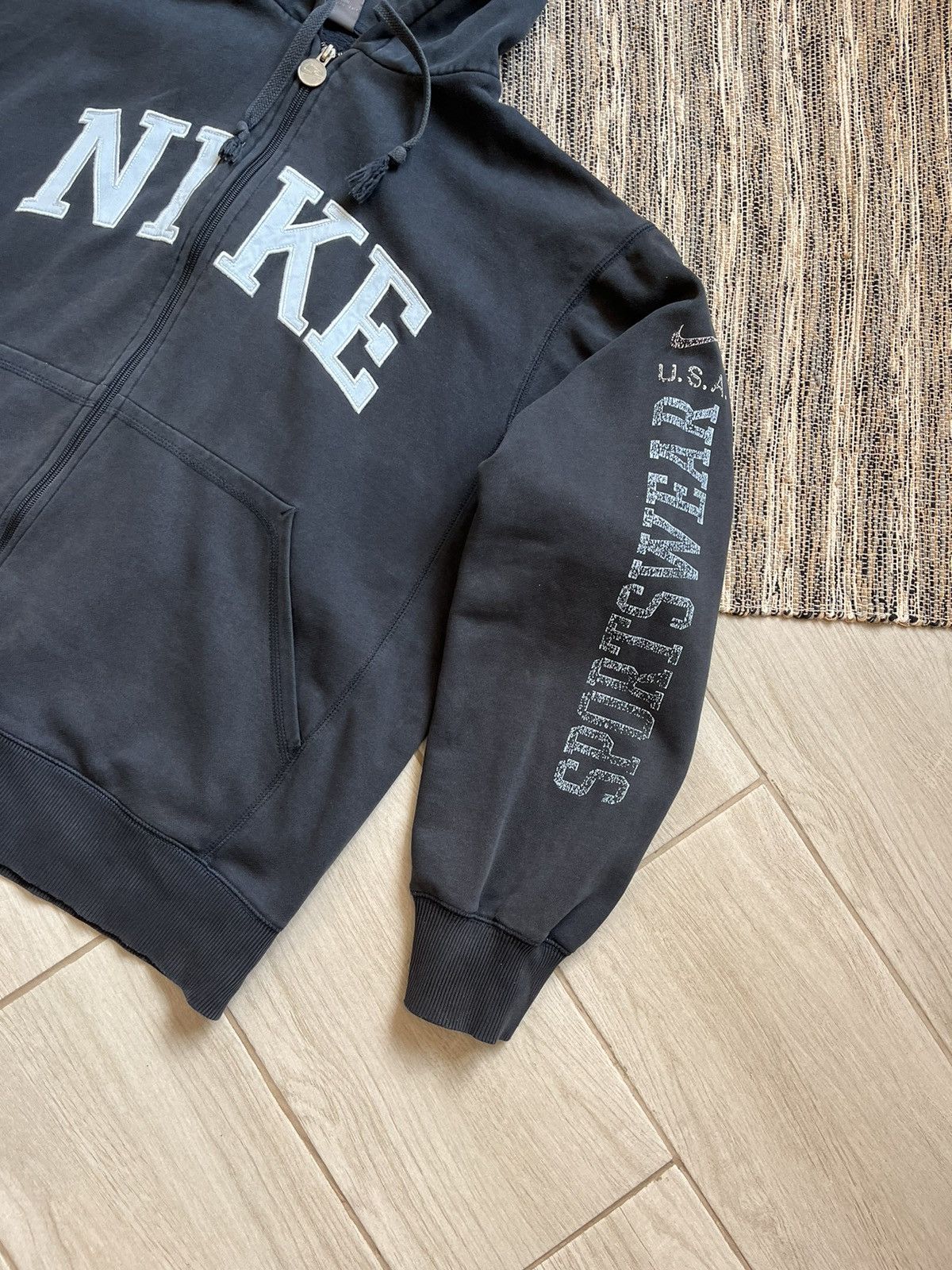 Nike × Vintage Vintage Nike Zip Hoodie big logo distressed style size XL Size US XL / EU 56 / 4 - 4 Thumbnail