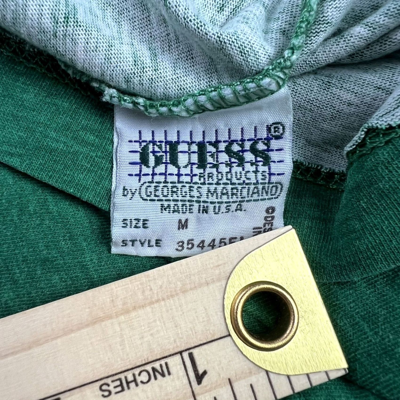 Guess VINTAGE Guess Jeans Embroidered Logo T-Shirt Green Heathered Large USA Mens 90s Brand Name Big Logo Short Sleeve Crew Neck US Origin Size US L / EU 52-54 / 3 - 6 Thumbnail