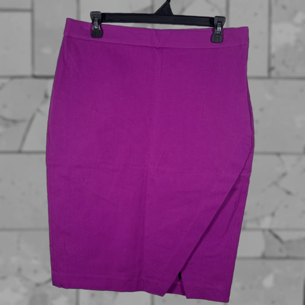 Banana Republic VINTAGE Banana Republic Purple Skirt Womens Size 10 Size 32" / US 10 / IT 46 - 1 Thumbnail