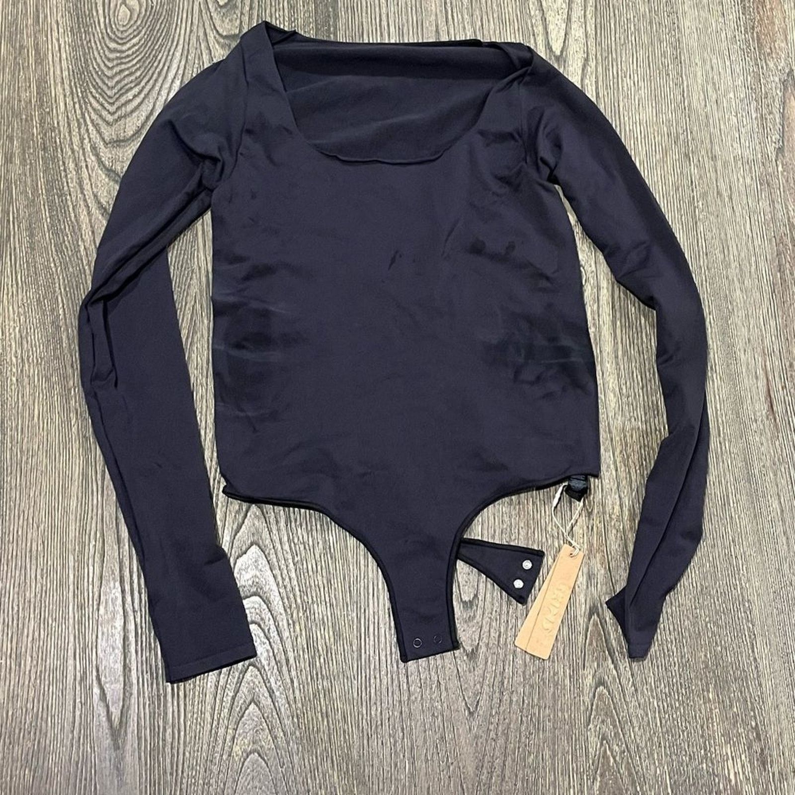 NWT Skims Essential Long Sleeve Bodysuit Satin Size S-M