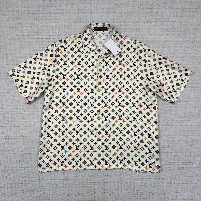 Louis Vuitton Louis Vuitton SS24 Logo Full Print Single Breasted Silk Sho Size US XXL / EU 58 / 5 - 1 Thumbnail