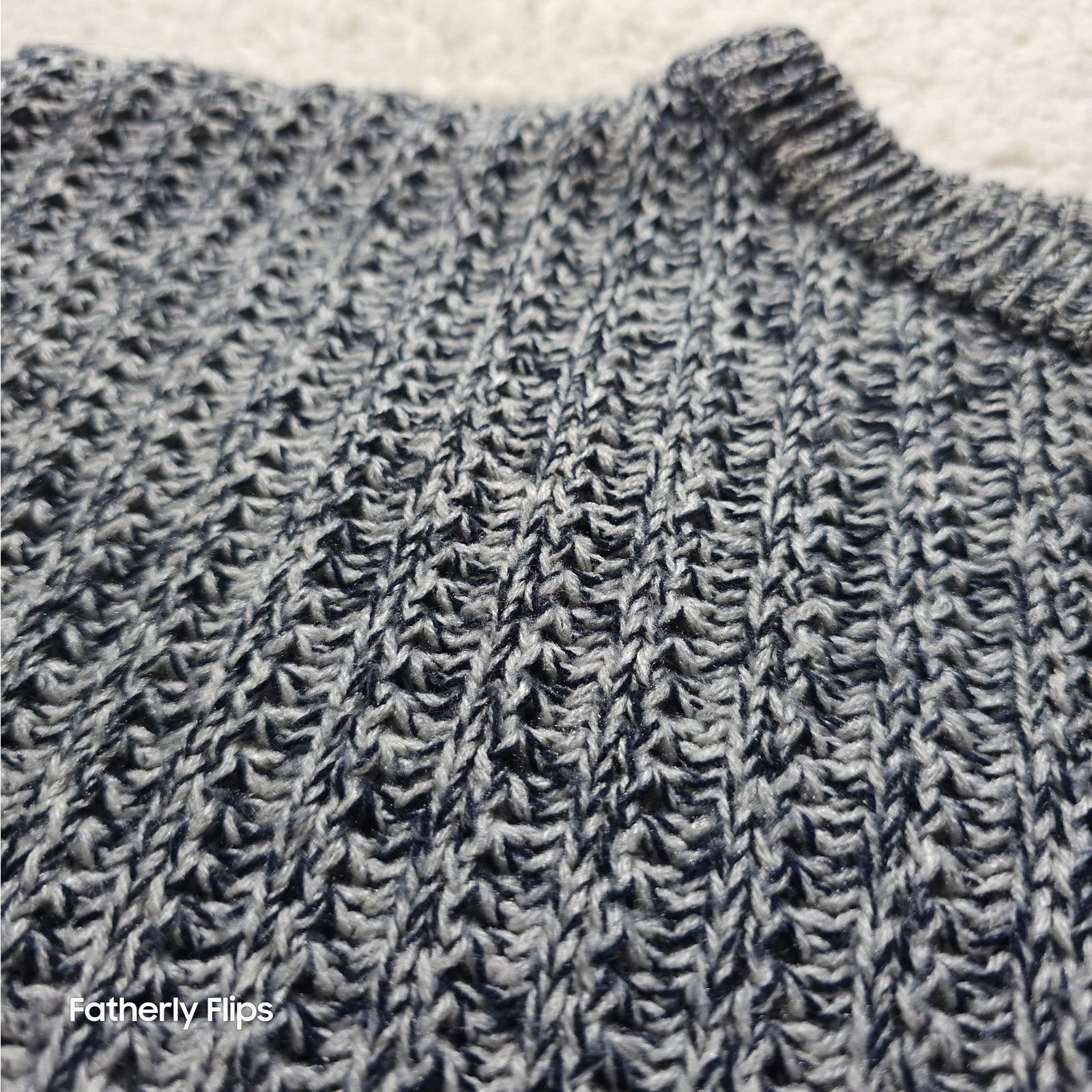 Other VTG GAP Marled Knit Sweater boys L Black White Chunky 90s Size US L / EU 52-54 / 3 - 3 Thumbnail
