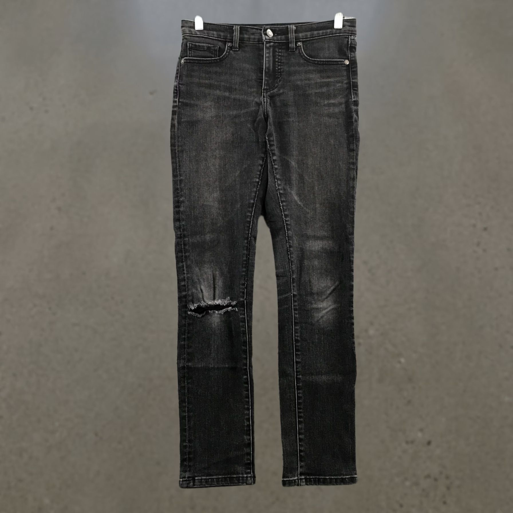 Banana Republic Banana Republic Slim Straight Jeans Womens 26 Black Cotton Blend 5-Pocket Regular Inseam 29in Modern Classic Mens Womens Boys Girls Size 26" / US 2 / IT 38 - 1 Thumbnail