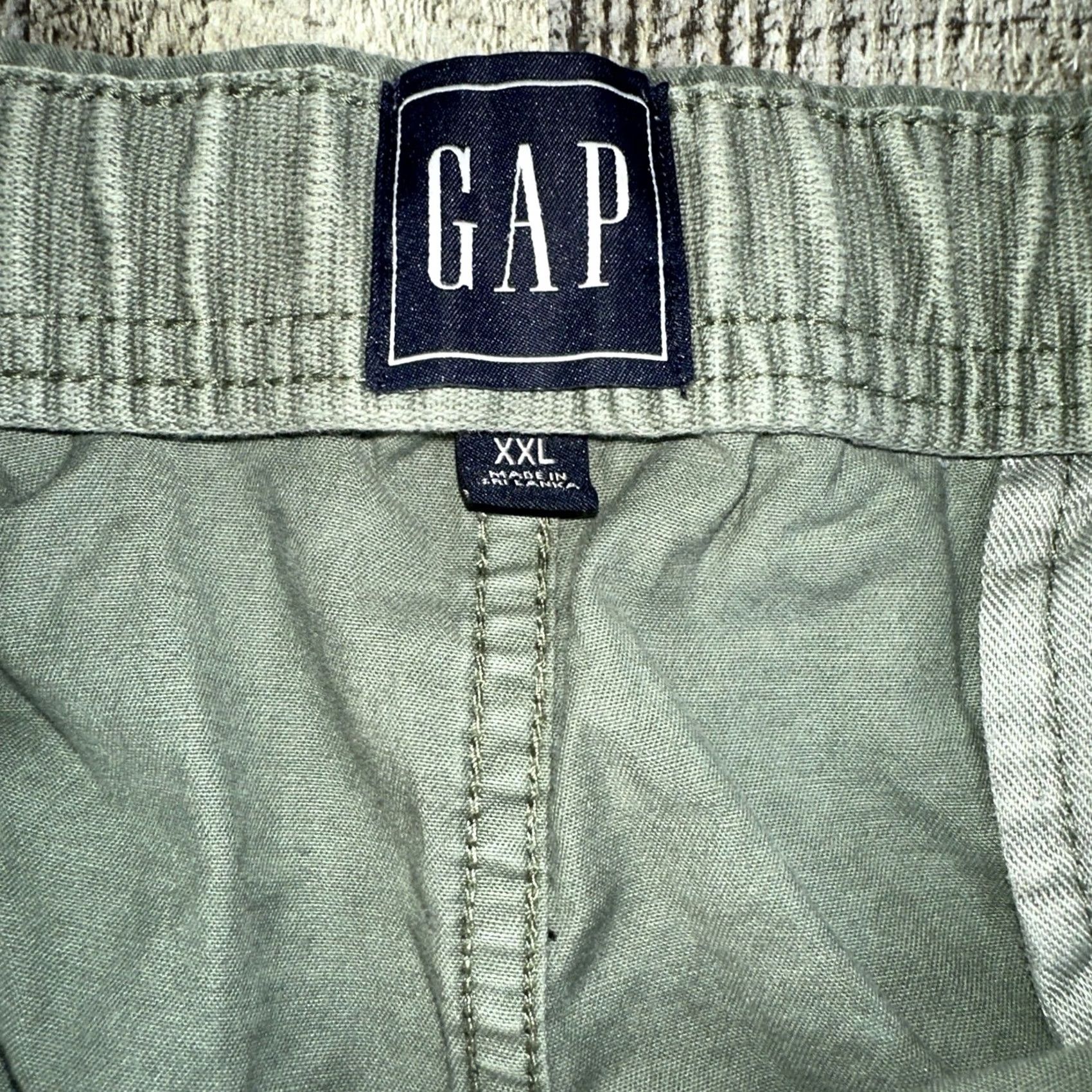 Gap VINTAGE? No. Men’s GAP Drawstring Shorts Green 2XL Chino Shorts Mens Green 2XL Gap Drawstring Chino Shorts Size US 39 - 2 Thumbnail