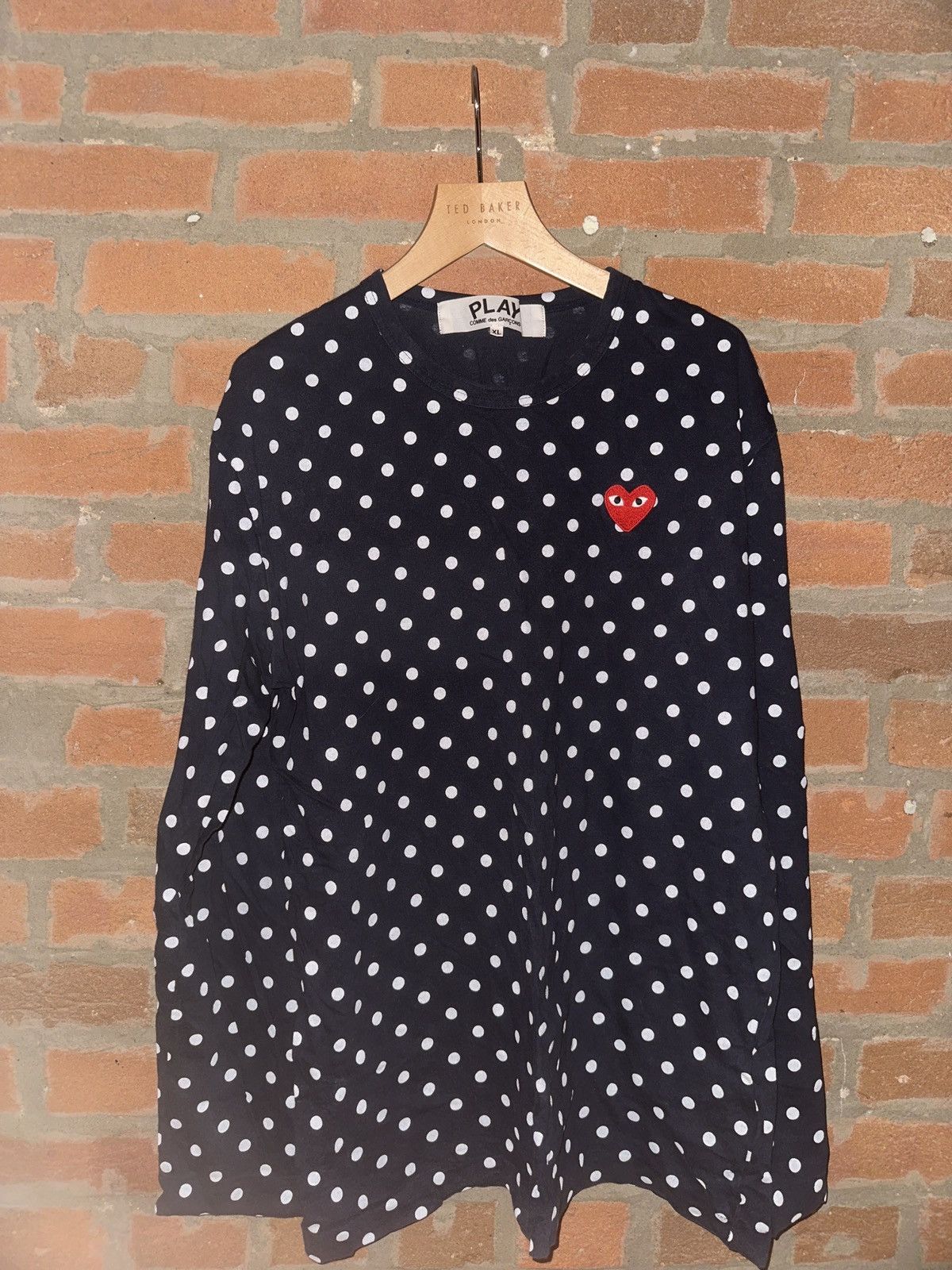 Comme des Garcons Comme Des Garçons Play Polka Dot Long Sleeve T-Shirt (Navy) Size US XL / EU 56 / 4 - 1 Thumbnail