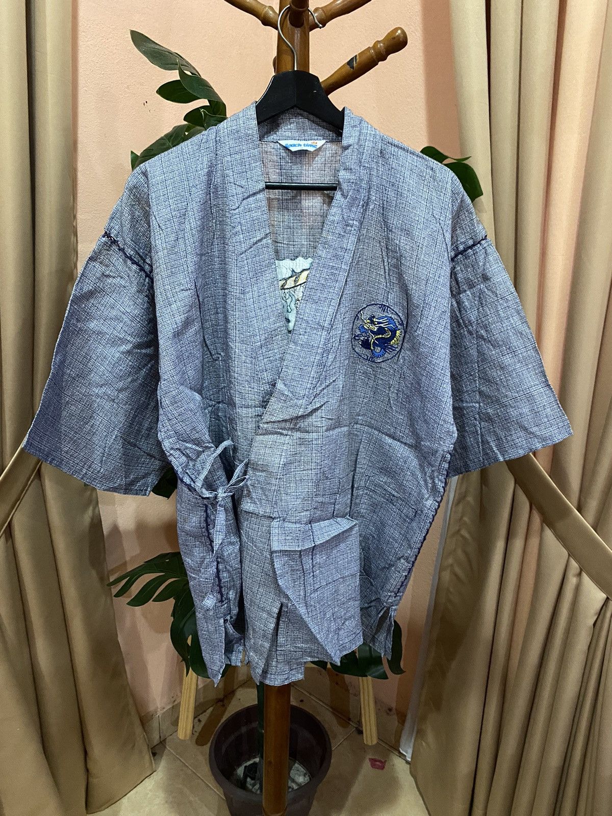 Other Vintage Beach Time Dragon Embroidered Haori-Style Size US M / EU 48-50 / 2 - 4 Thumbnail