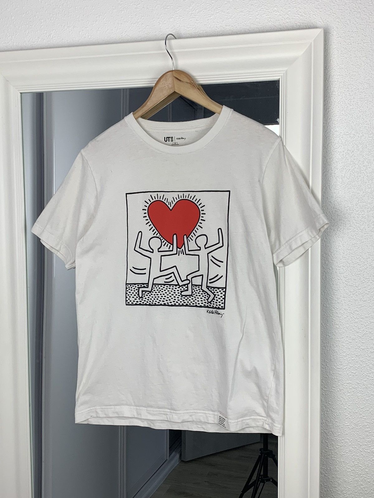 Uniqlo Uniqlo x Keith Haring Love Hearts White T-Shirt Art Size US M / EU 48-50 / 2 - 1 Thumbnail