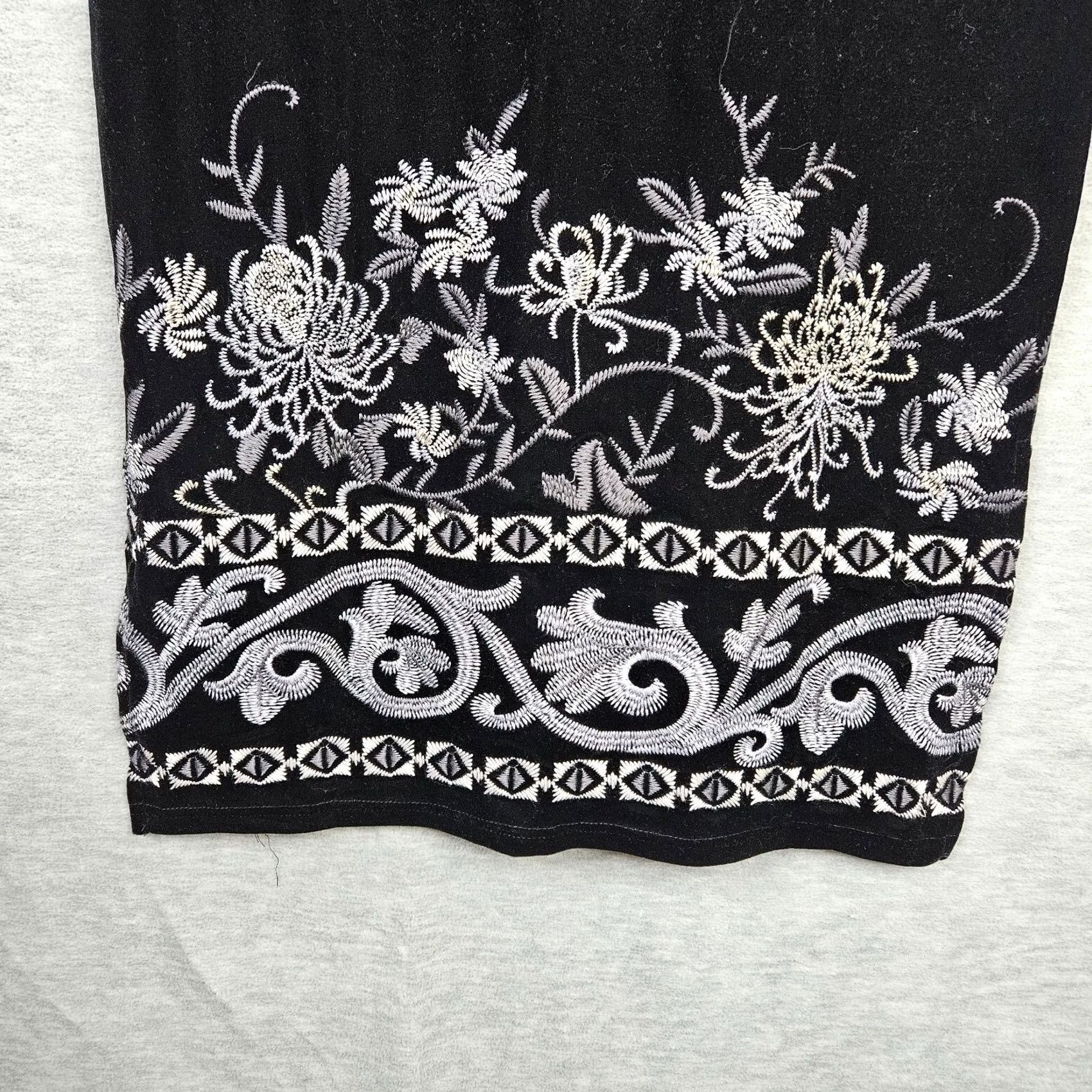 Velvet Paparazzi Dress Womens Black Velvet Floral Printed Sleeveless A-Line Size S New Size S / US 4 / IT 40 - 4 Thumbnail