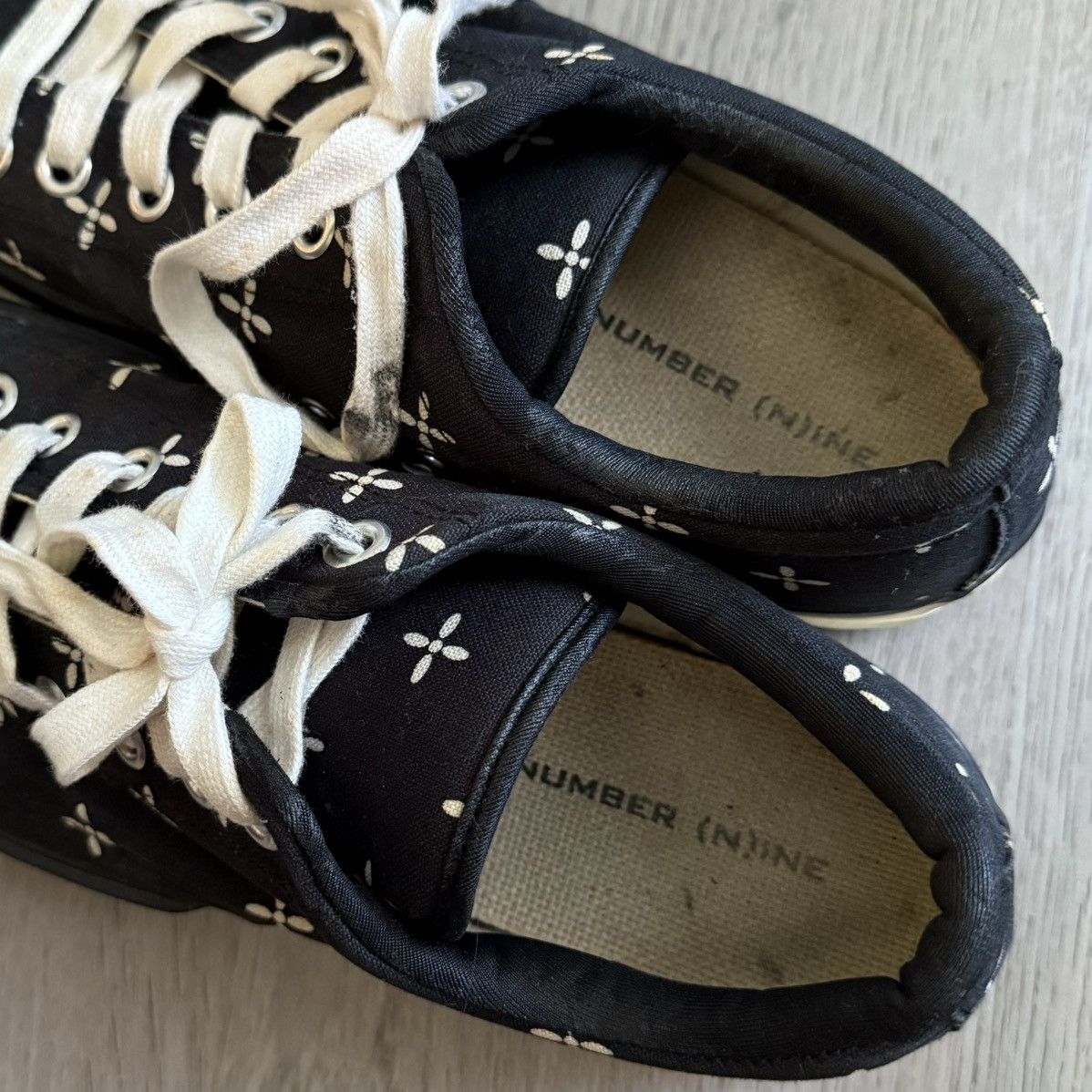 Number (N)ine Number (N)ine Cross Sneakers Size US 9 / EU 42 - 5 Thumbnail