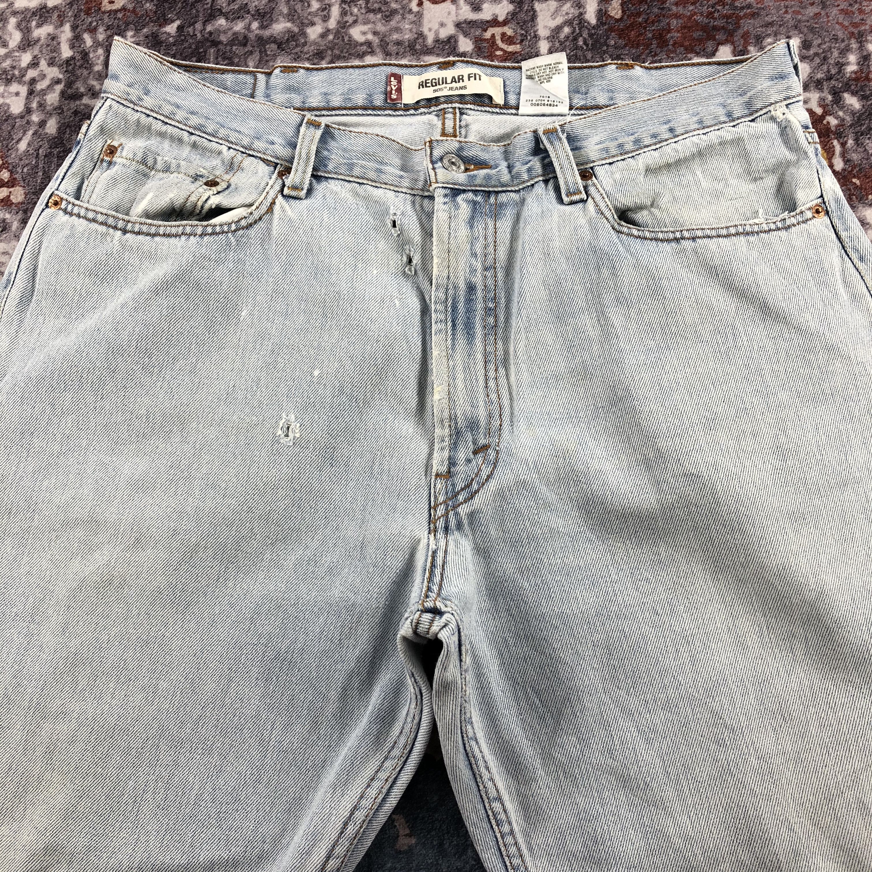 Levi's × Vintage Vintage Light Wash Levis 505 Jeans-JM2448 Size US 37 - 3 Thumbnail