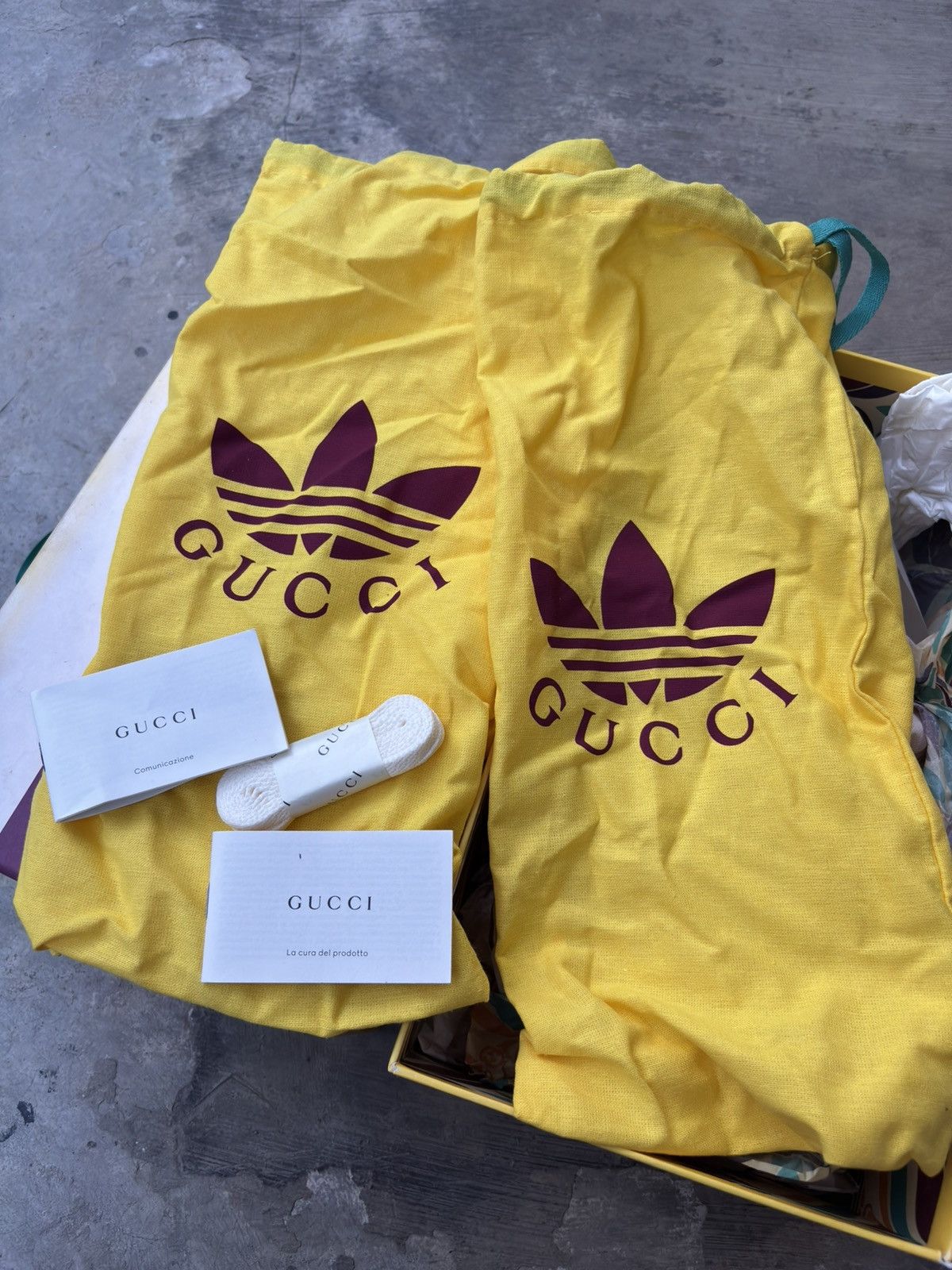 Adidas × Gucci Adidas x Gucci Gazelle ‘Red Softy Velvet’ Size US 7 / EU 40 - 13 Thumbnail