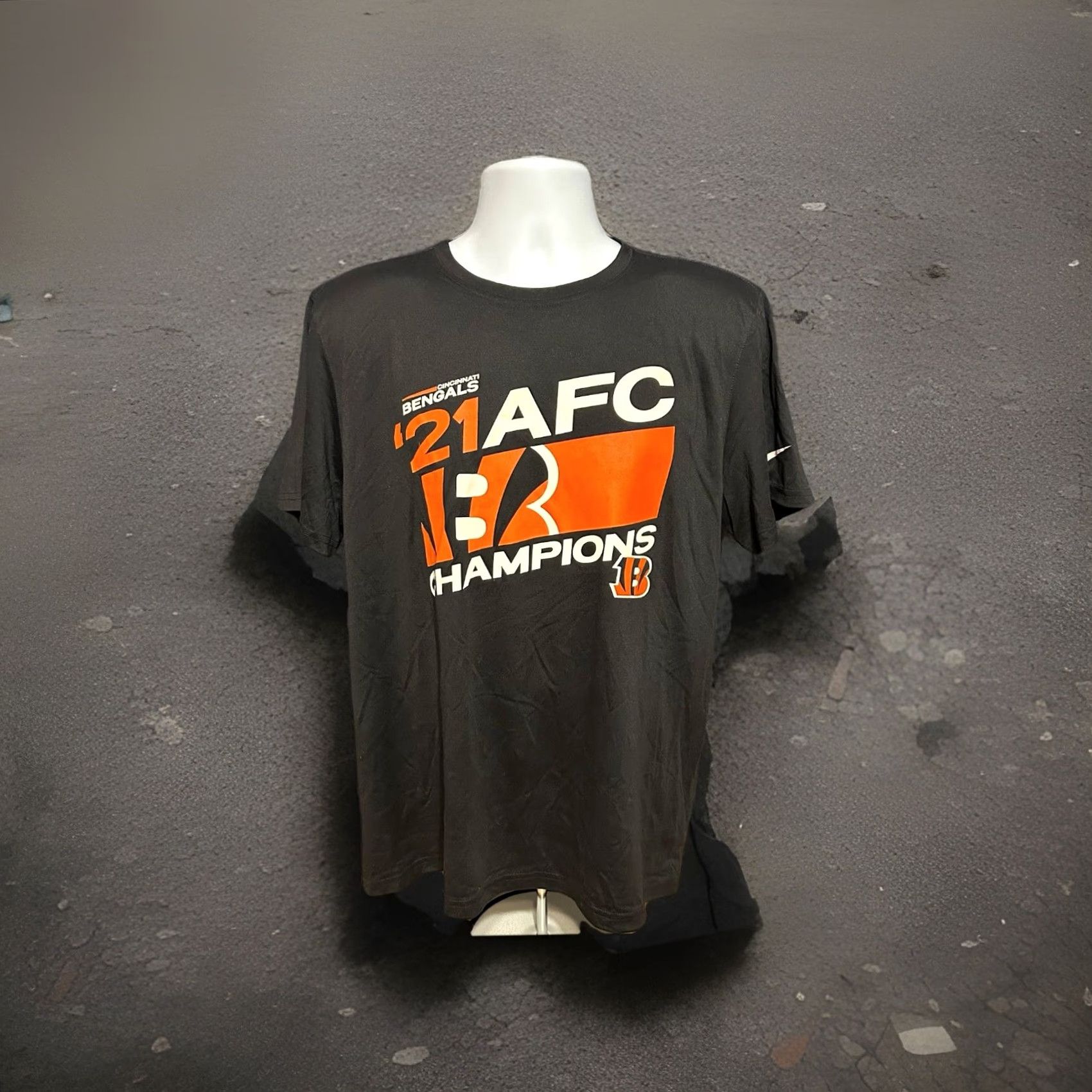 Nike VINTAGE Cincinnati Bengals 2021 AFL Champs Nike Shirt Men XL Black Short Sleeve NWT New Size US XL / EU 56 / 4 - 5 Thumbnail