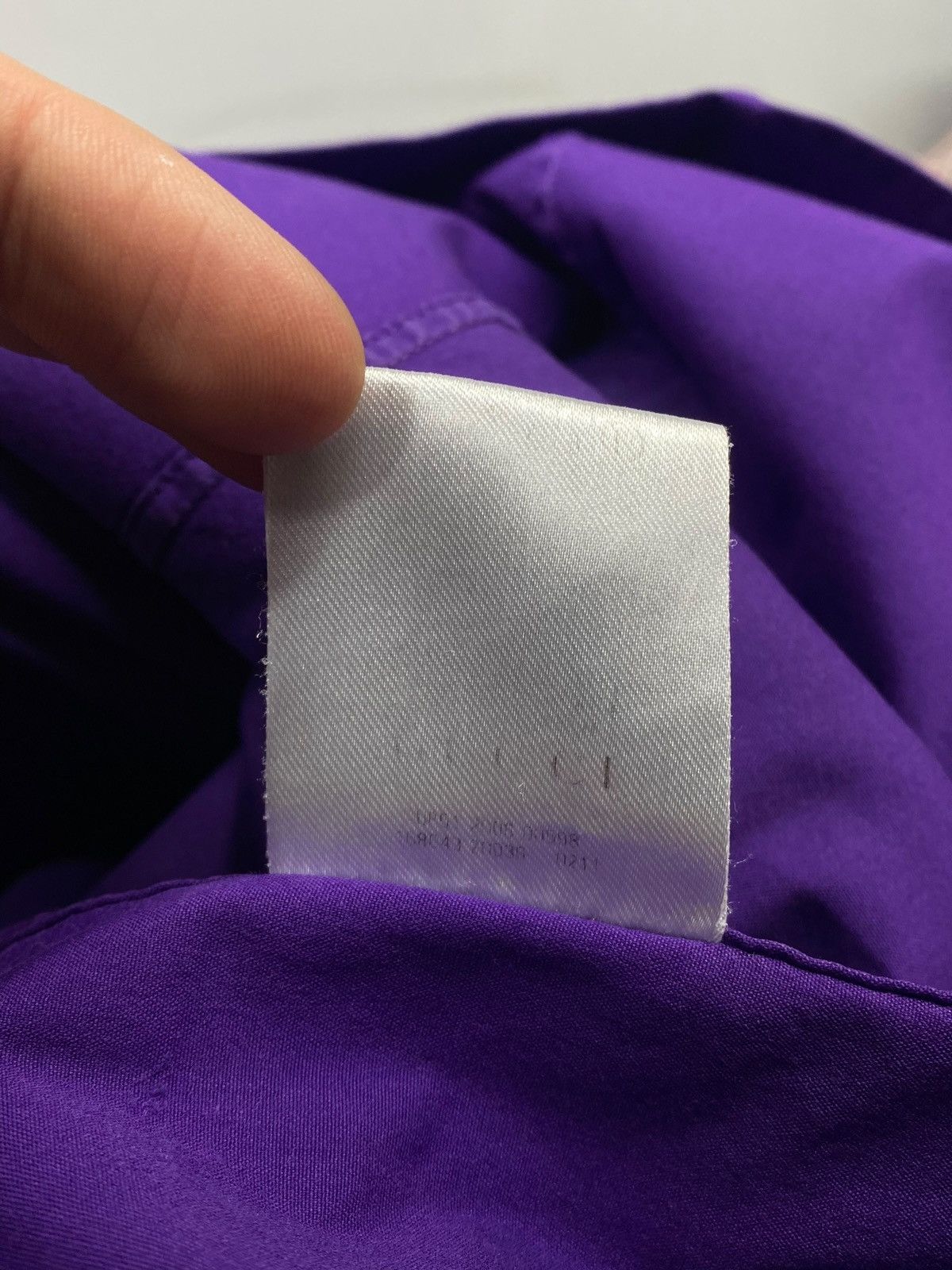 Gucci × Vintage Vintage Gucci Women’s purple Button Up Shirt Size 46 Size L / US 10 / IT 46 - 25 Thumbnail