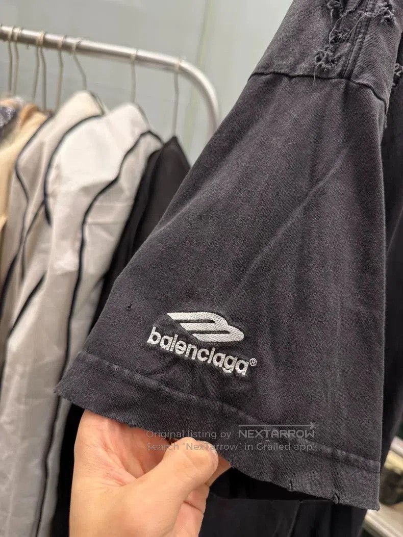 Balenciaga Balenciaga 3B Double Layer Distressed Tee. Size US XS / EU 42 / 0 - 3 Thumbnail