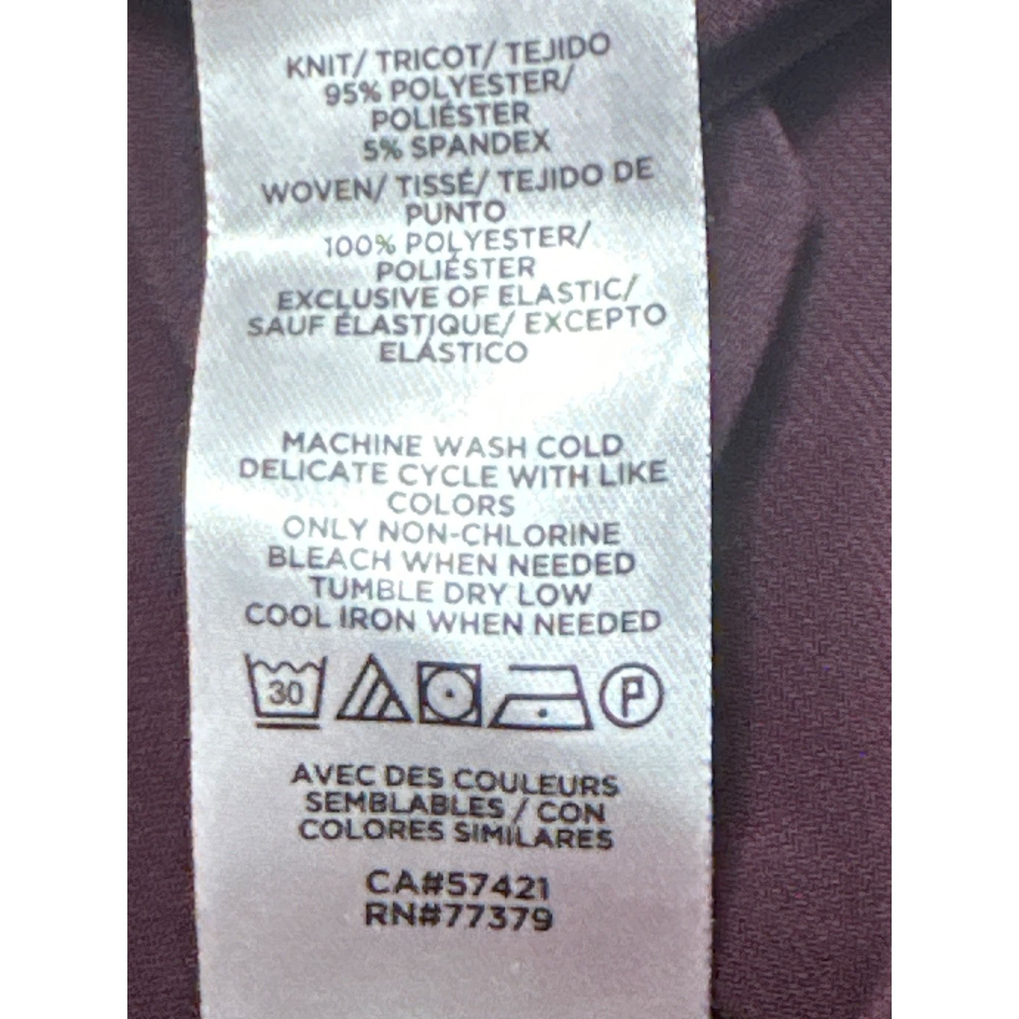 Ann Taylor Ann Taylor Small Burgundy Smocked Shoulder Blouse Flutter Sl Size S / US 4 / IT 40 - 9 Thumbnail