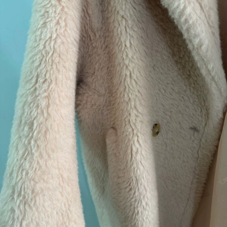 Max Mara Max Mara Pink Teddy. Size S / US 4 / IT 40 - 7 Thumbnail