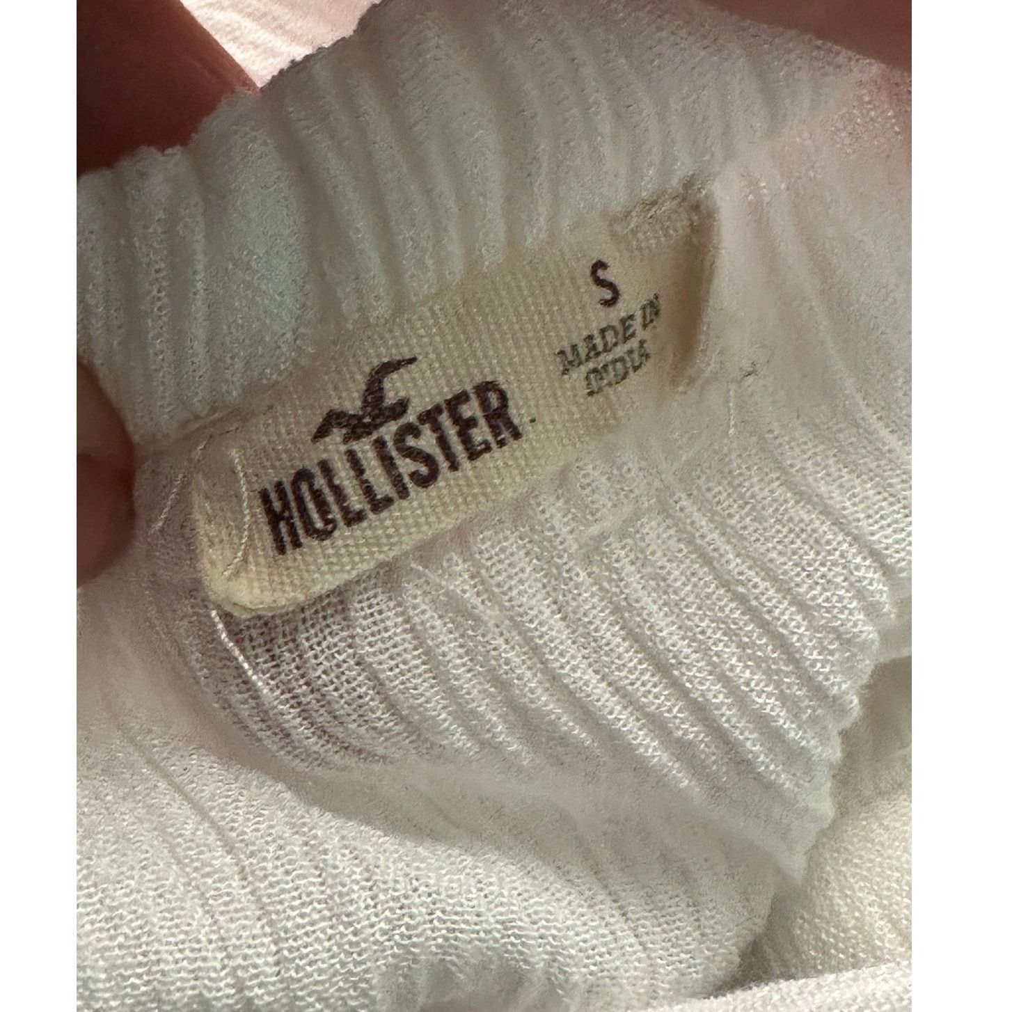 Hollister Hollister white crop cami size small Size S / US 4 / IT 40 - 3 Thumbnail