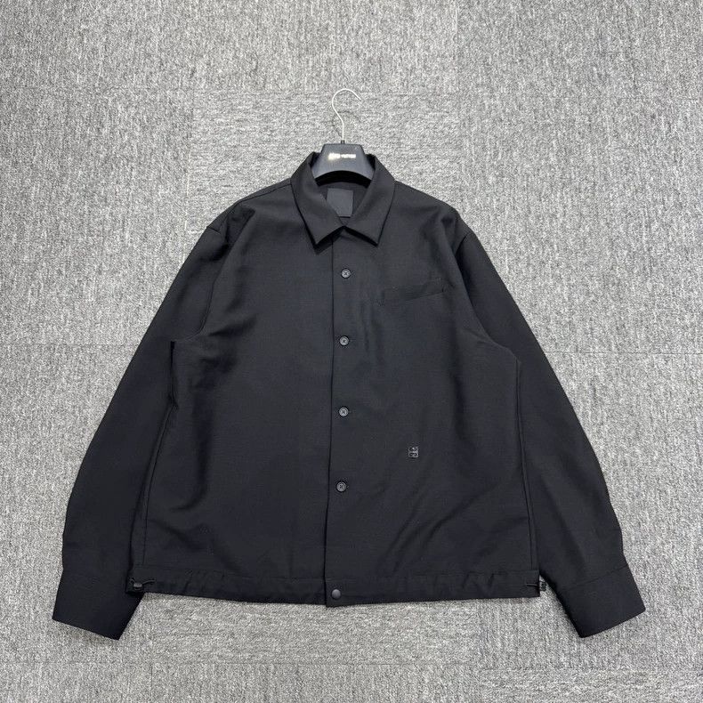 Givenchy givenchy wool shirt in black color Size US XXL / EU 58 / 5 - 1 Thumbnail