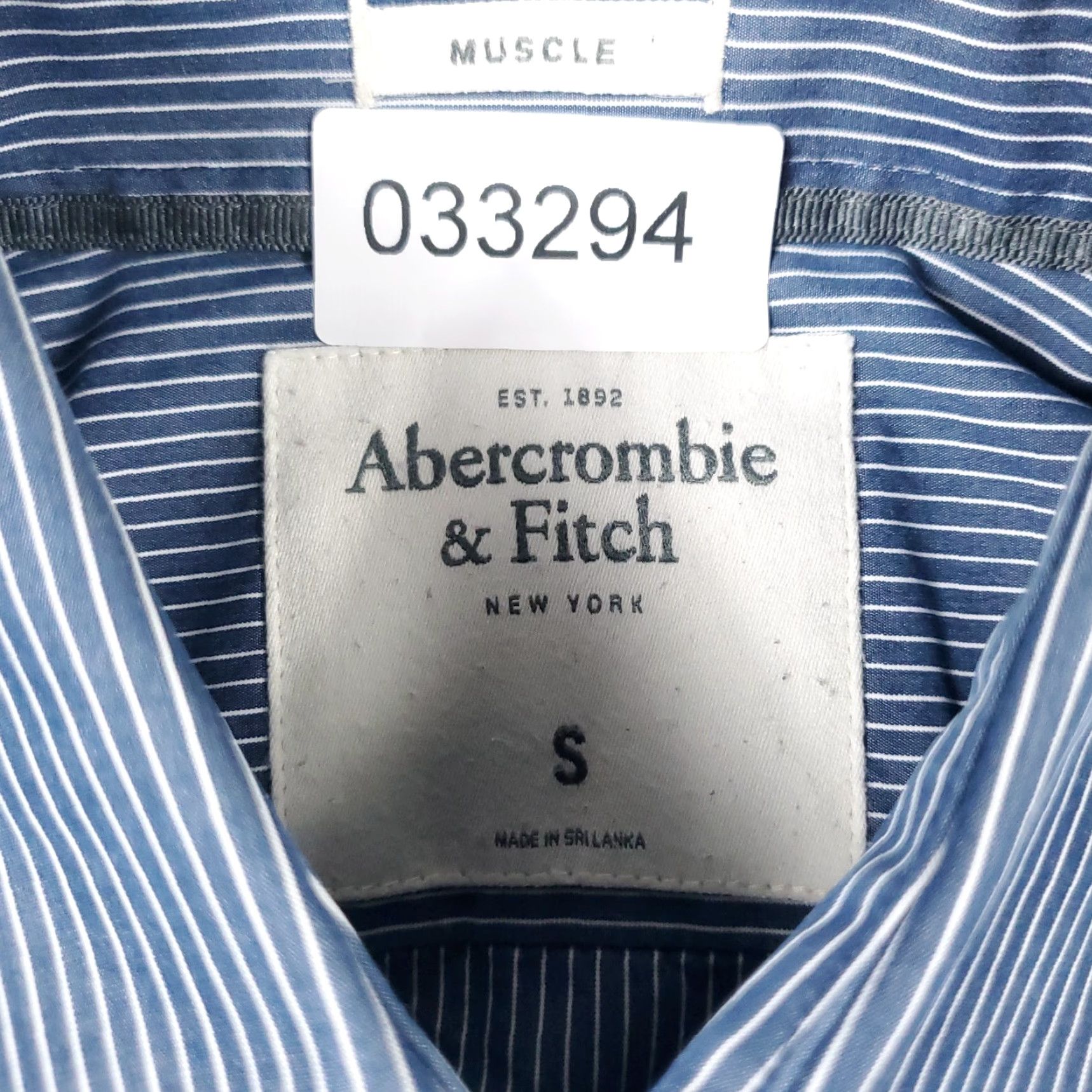 Abercrombie & Fitch VINTAGE Abercrombie & Fitch Shirt Mens Small Blue Striped Button-Up Long Sleeve Size US S / EU 44-46 / 1 - 8 Thumbnail