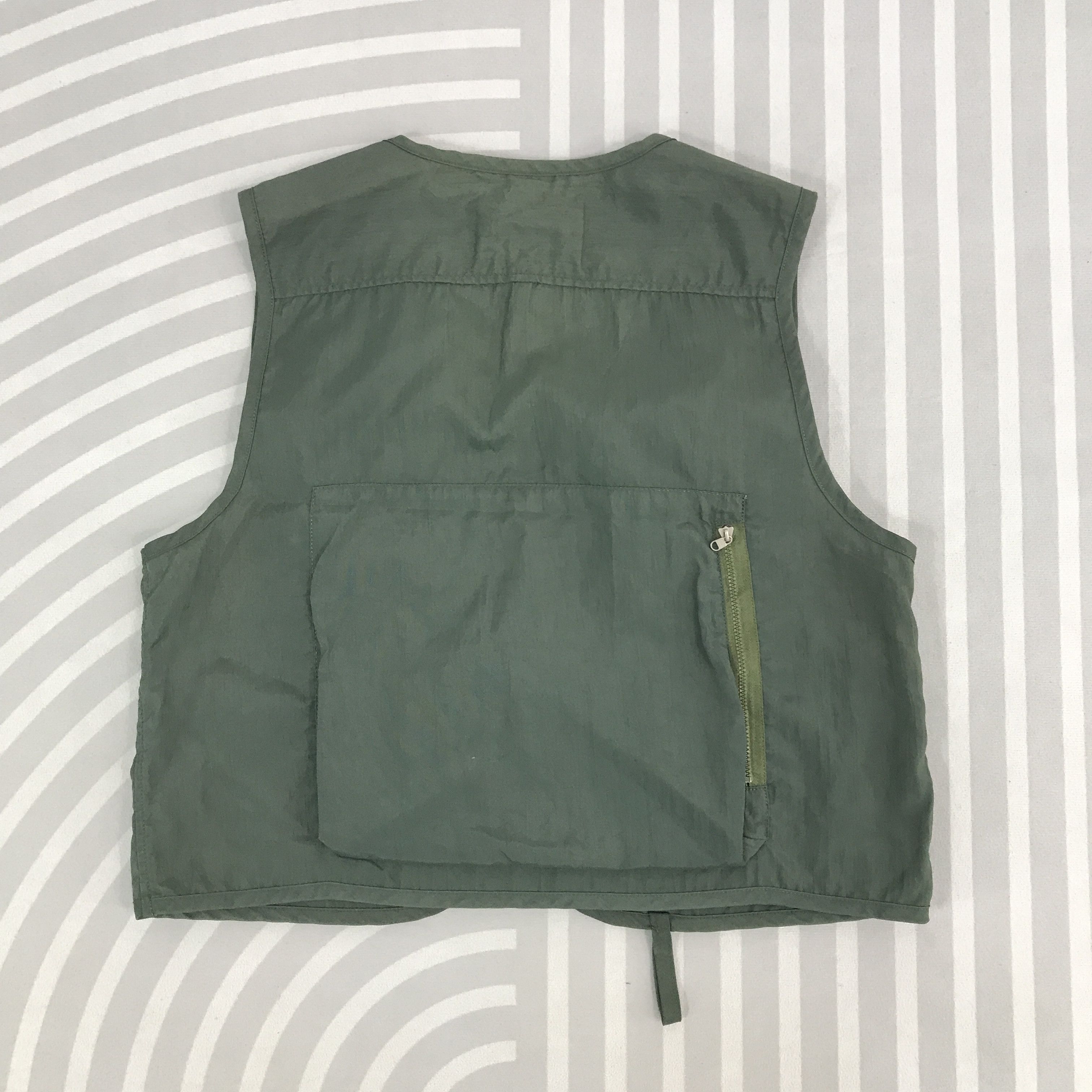 The North Face × Vintage Vintage The North Face green tactical outdoor Vest Size US M / EU 48-50 / 2 - 3 Thumbnail