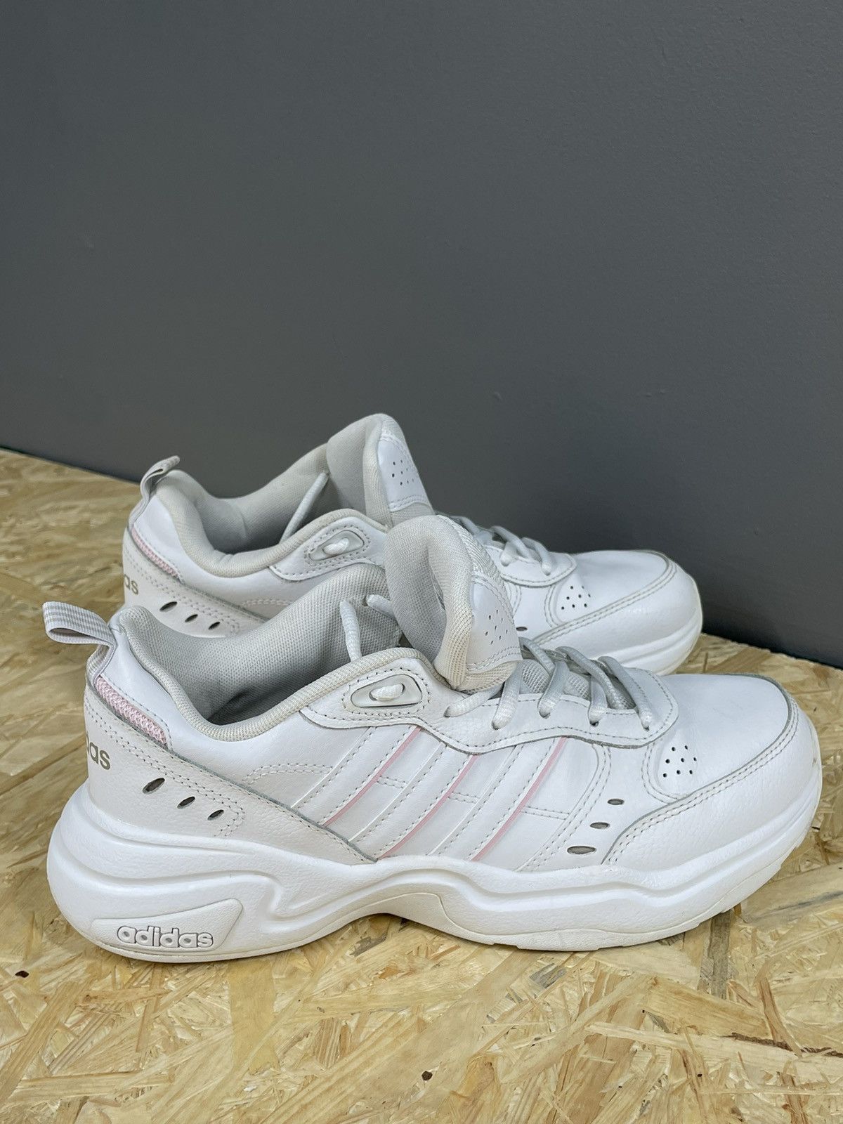 Adidas adidas Strutter White Silver Pink Women Cross Size US 7 / IT 37 - 12 Thumbnail