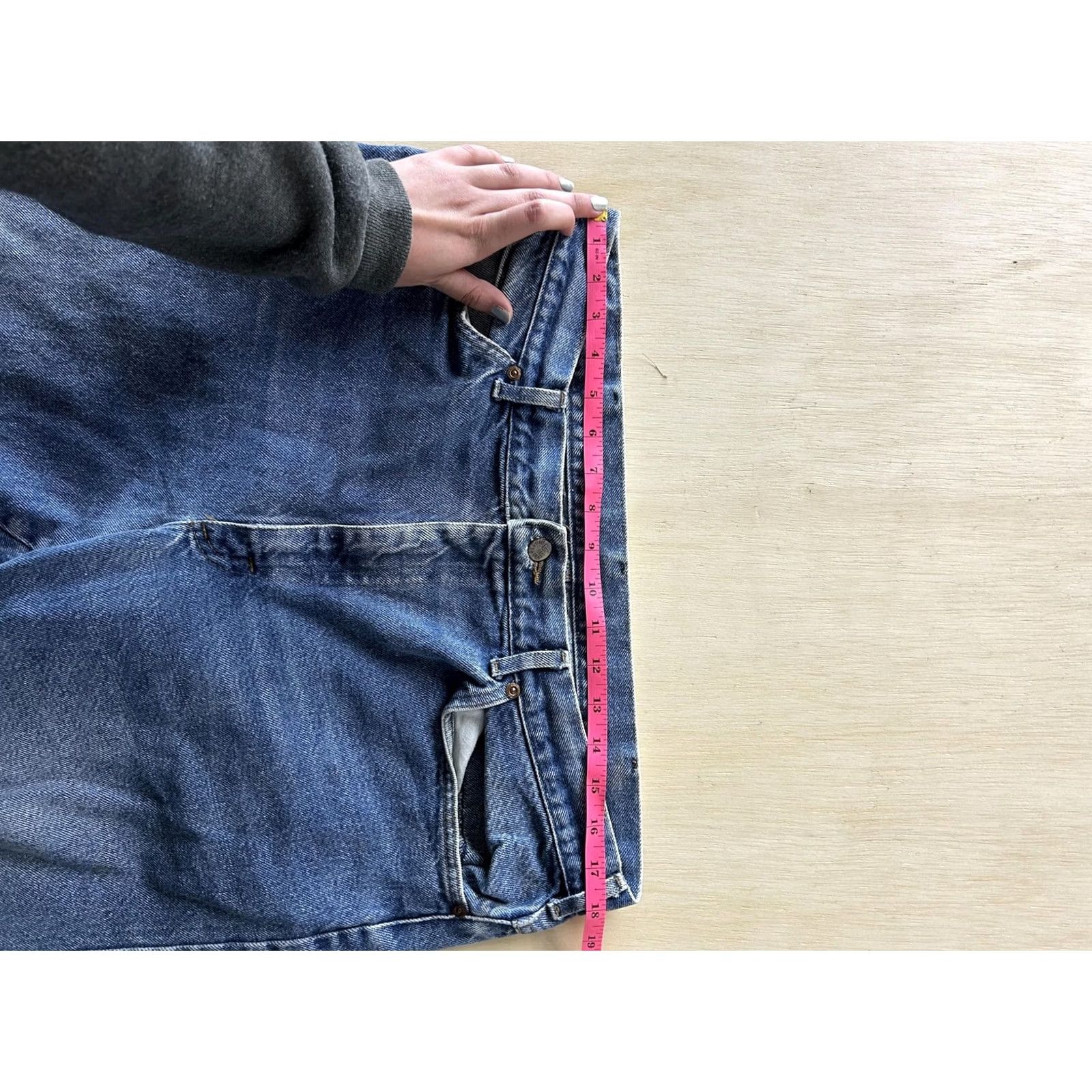 Lee Vintage Lee Jeans Mens 40x32 Relaxed Fit Medium Wash Blue Denim Straight Casual Jeans Size US 40 / EU 56 - 4 Thumbnail