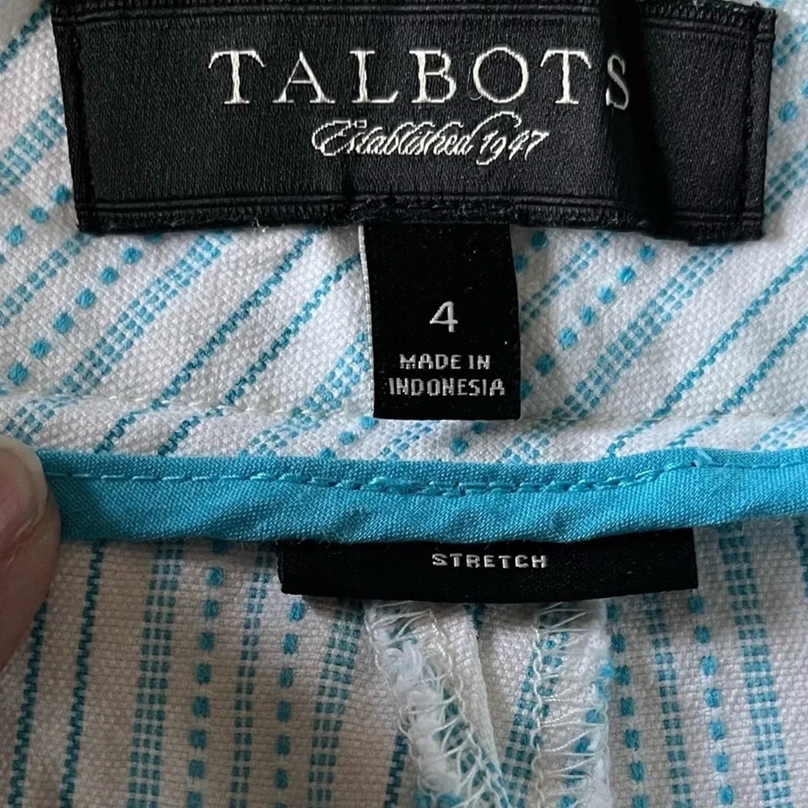 The Unbranded Brand Talbots striped shorts, size 4. Size 28" / US 6 / IT 42 - 4 Thumbnail