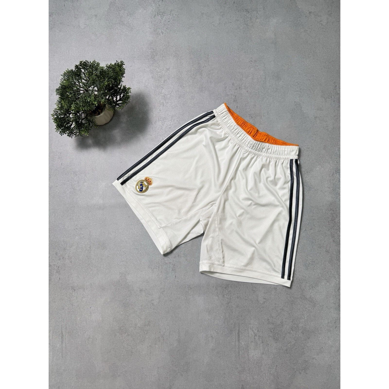 Adidas Adidas Real Madrid Soccer Shorts Football Size L White 2013 Size US 34 / EU 50 - 1 Thumbnail
