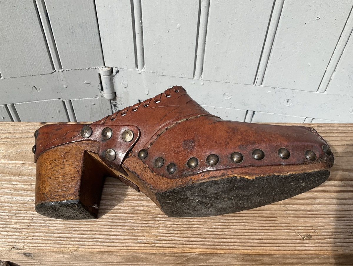 Vintage Vintage 60's clogs in leather and wood Size US 10 / IT 40 - 7 Thumbnail