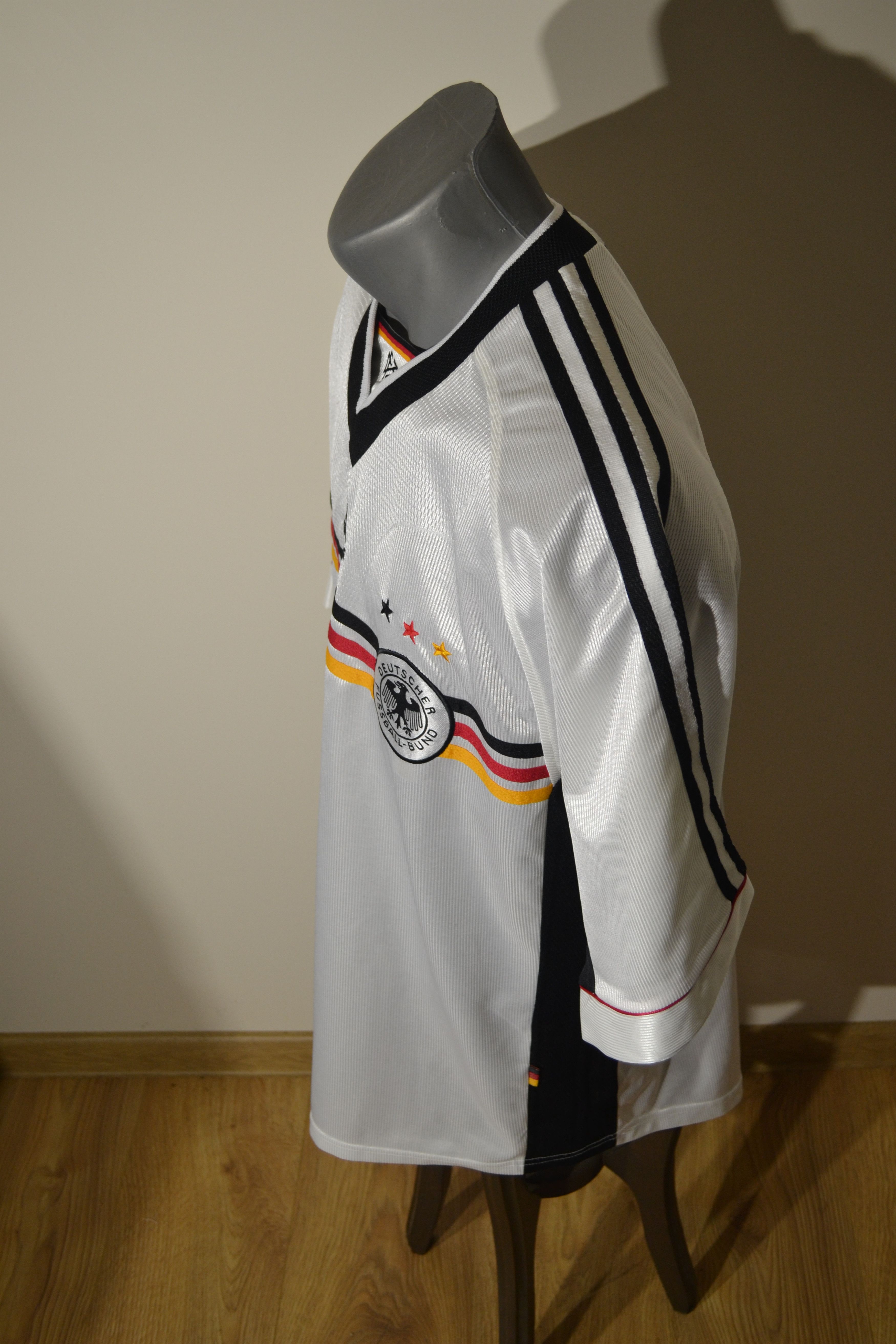 Adidas Original 1998/1999 Germany National Team Home Shirt Size US L / EU 52-54 / 3 - 5 Thumbnail