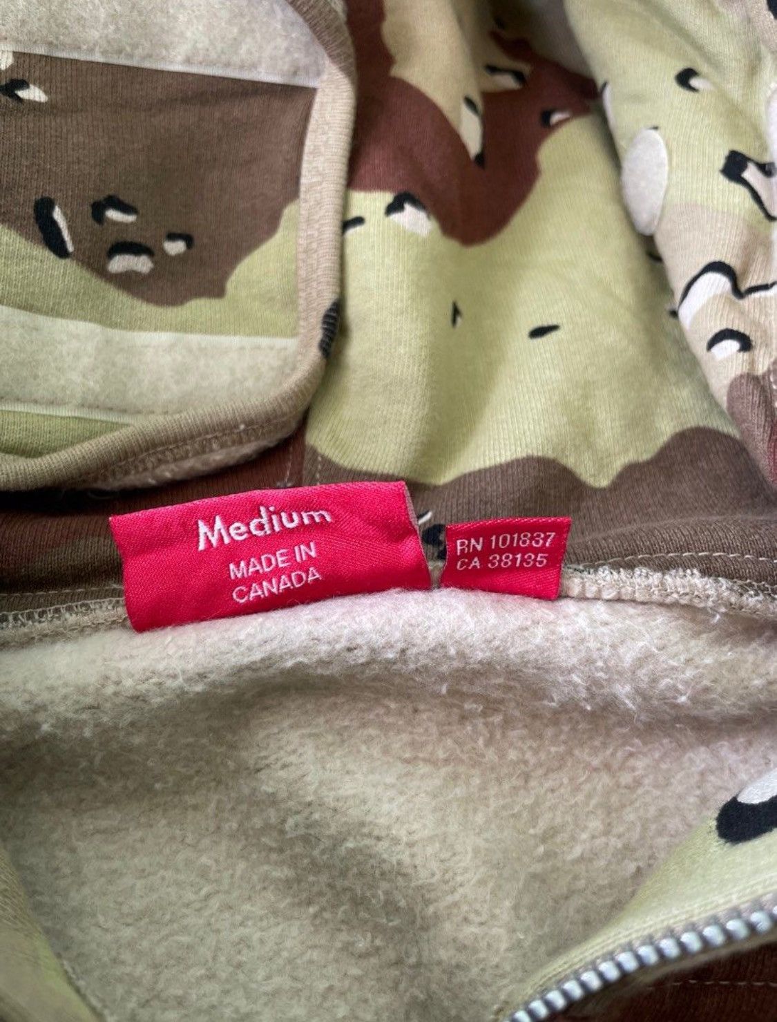 Supreme Supreme Small Box Facemask Zip Up Chocolate FW20 Size US L / EU 52-54 / 3 - 3 Thumbnail