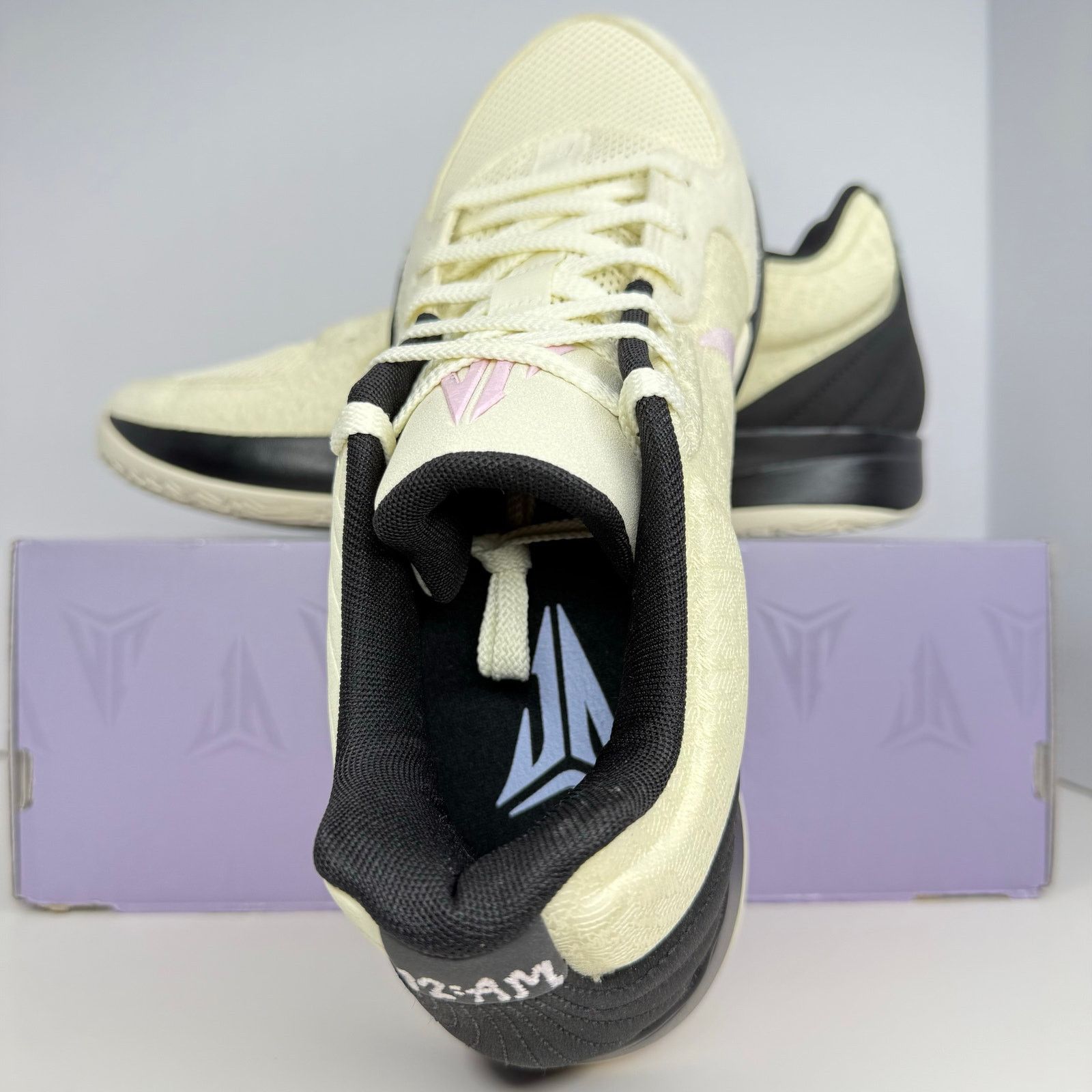 Nike Nike JA 2 Coconut Milk Size 12 Men Basketball Shoes Size US 12 / EU 45 - 4 Thumbnail