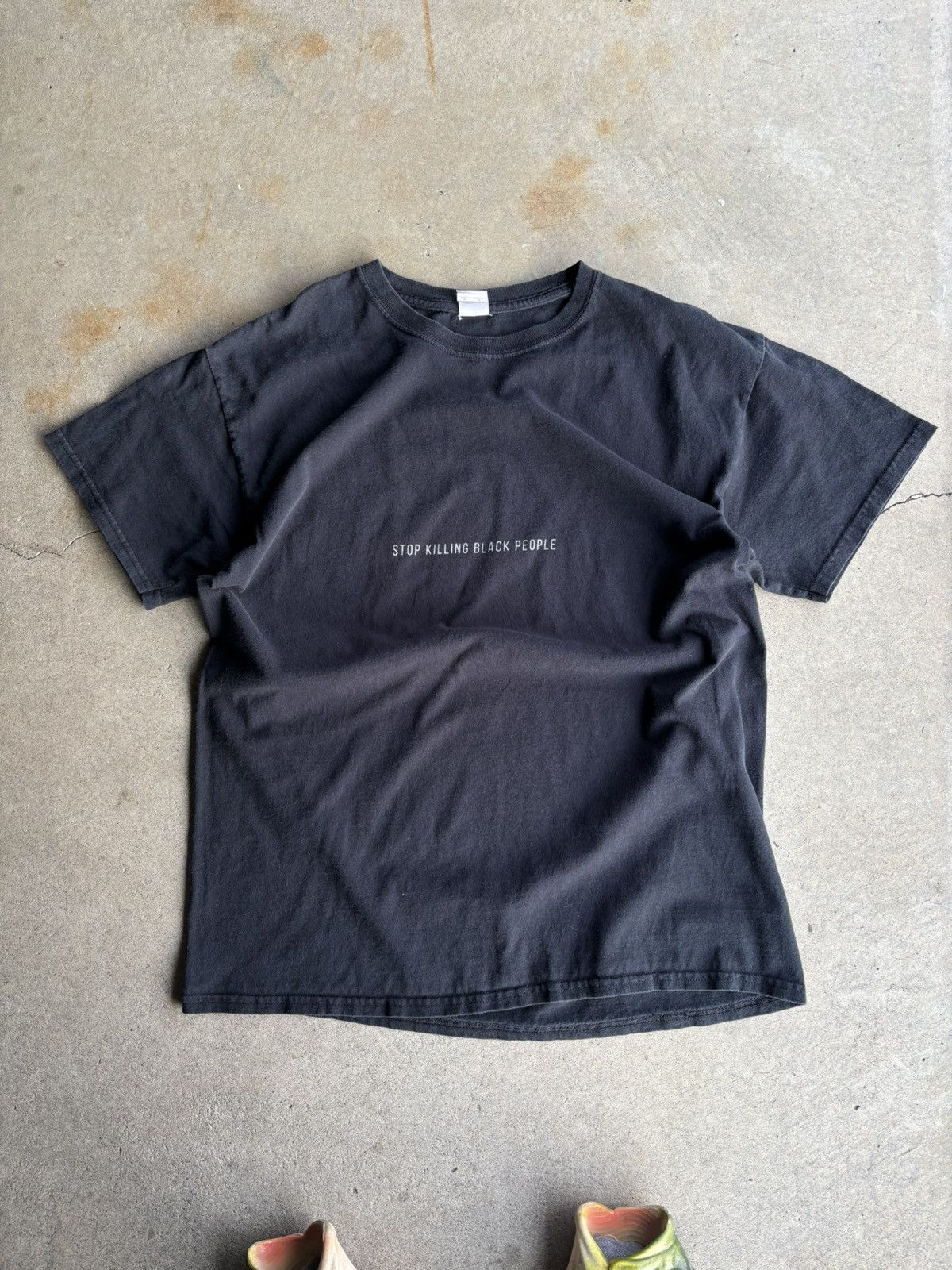 Designer × Vintage Crazy "Stop Killing Black People" Controversy Boxy Faded Tee Size US L / EU 52-54 / 3 - 1 Thumbnail