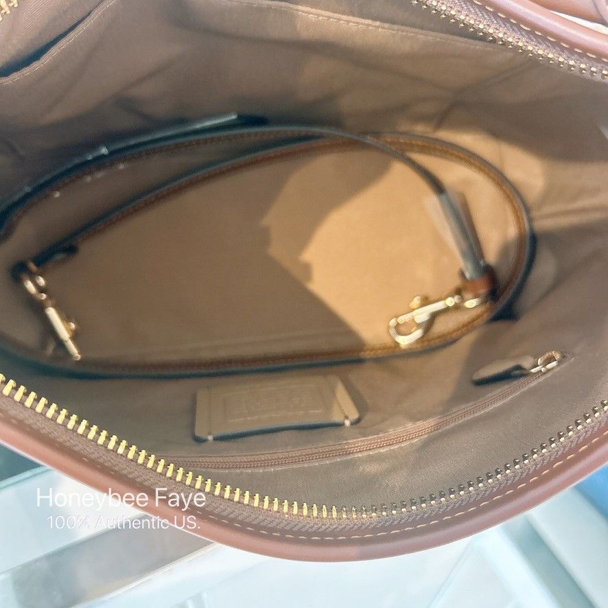 Coach Laurel Shoulder Bag In Signature Canvas CV975 Size ONE SIZE - 6 Thumbnail