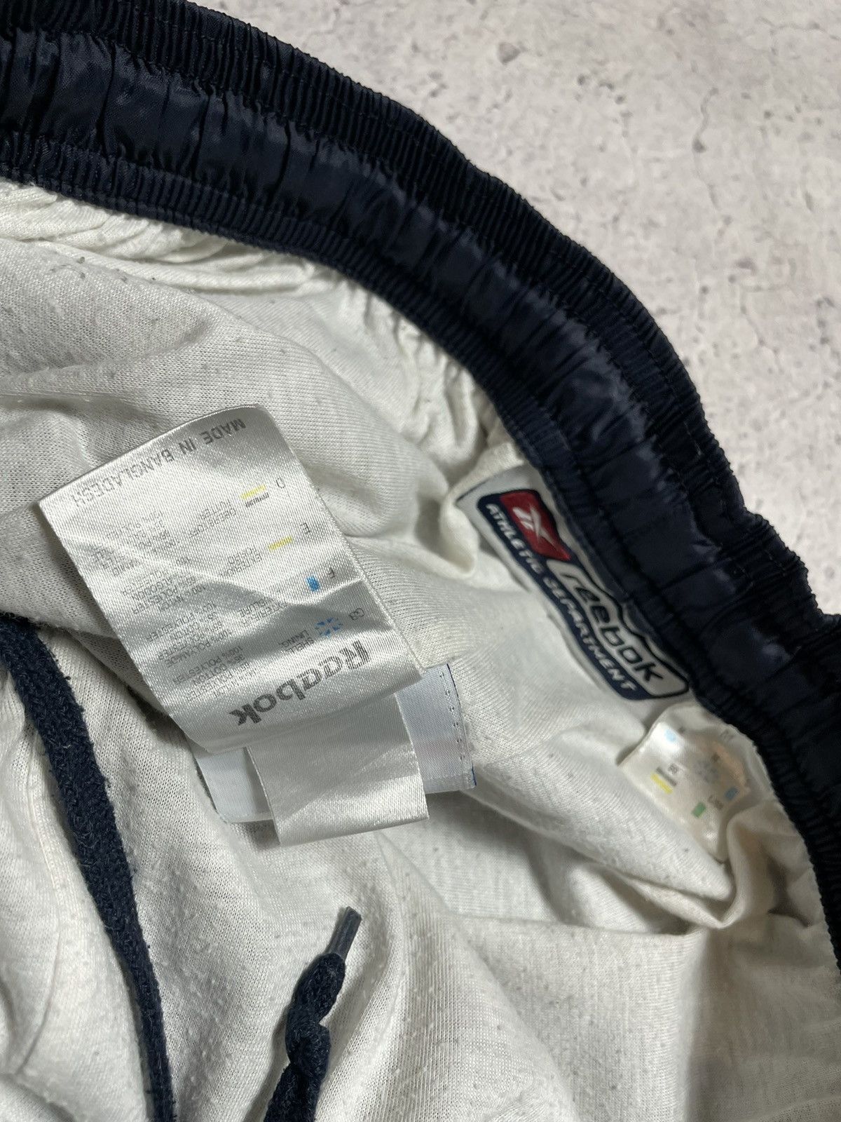Reebok Vintage Nylon Track Pants Reebok Big Logo Y2K Size US 32 / EU 48 - 5 Thumbnail