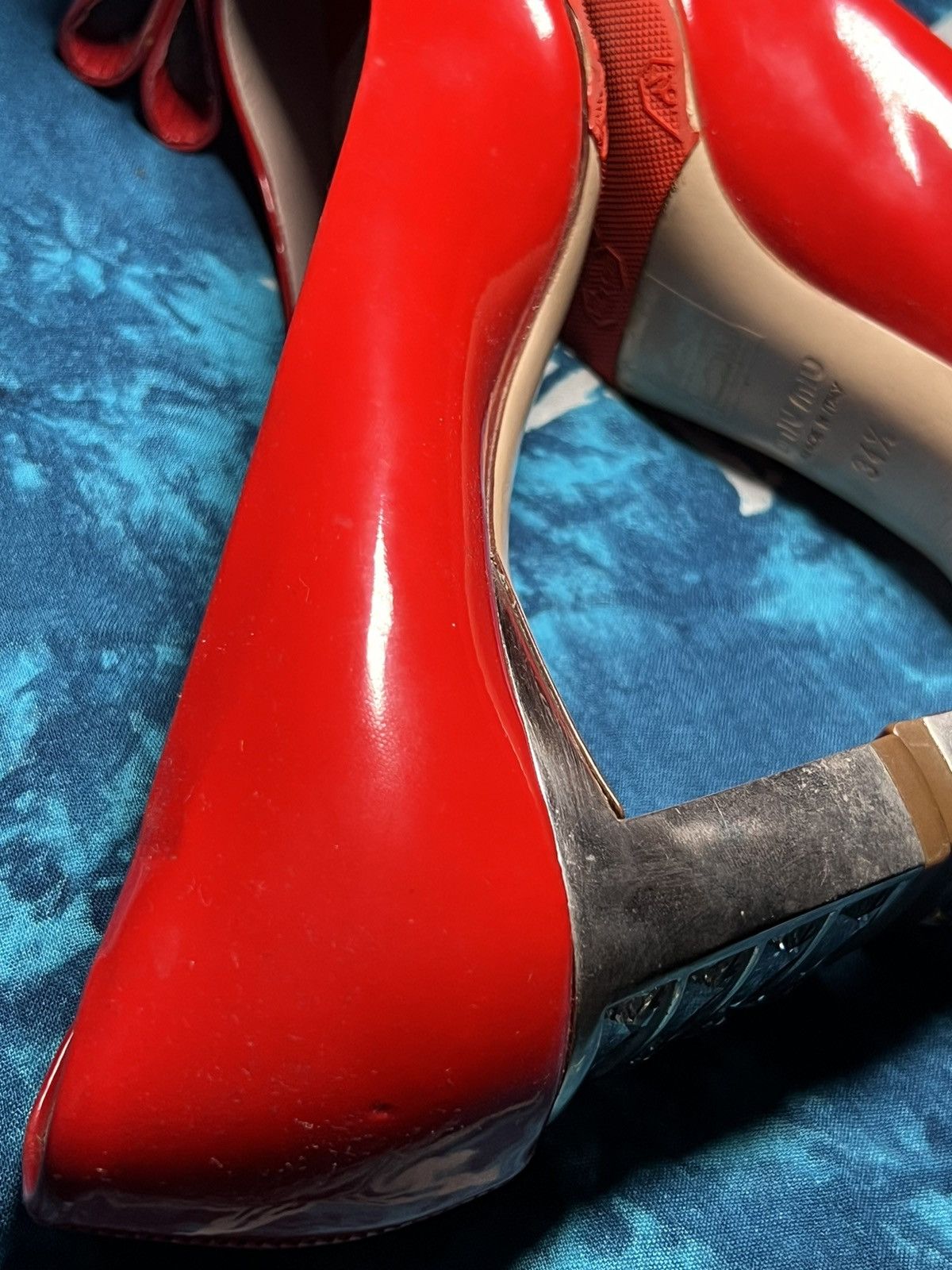 Miu Miu Miu Miu Red Patent Leather Block Heel Pumps Y2K Size US 4 / IT 34 - 12 Thumbnail