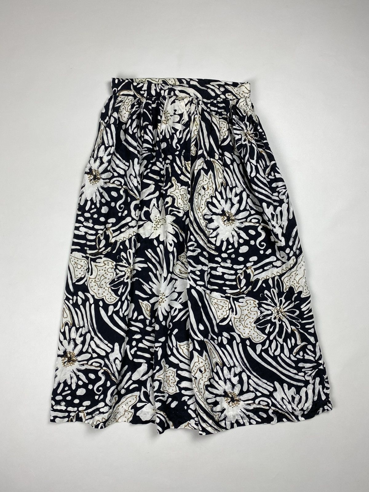 Dior × Vintage Christian Dior Coordonnes Floral Pattern Pleated Silk Skirt Size 30" / US 8 / IT 44 - 1 Thumbnail